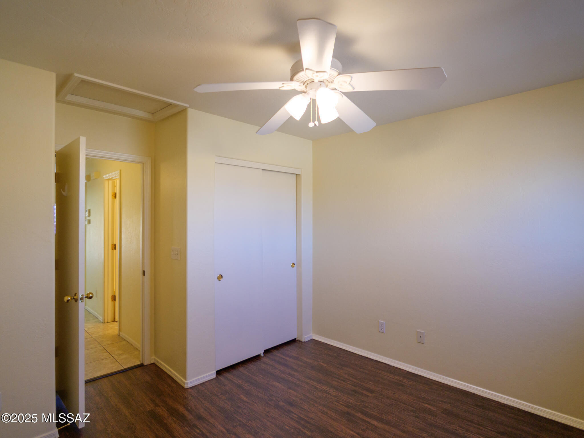 Mirabella (1-102) - Residential Lease