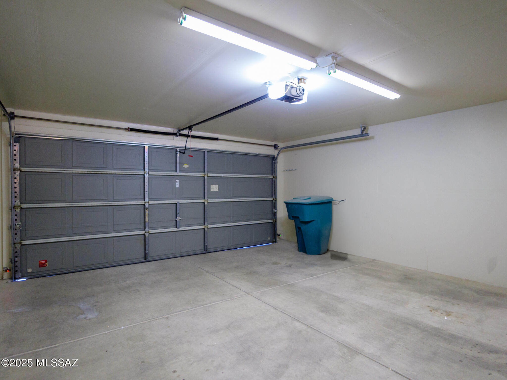 Mirabella (1-102) - Residential Lease