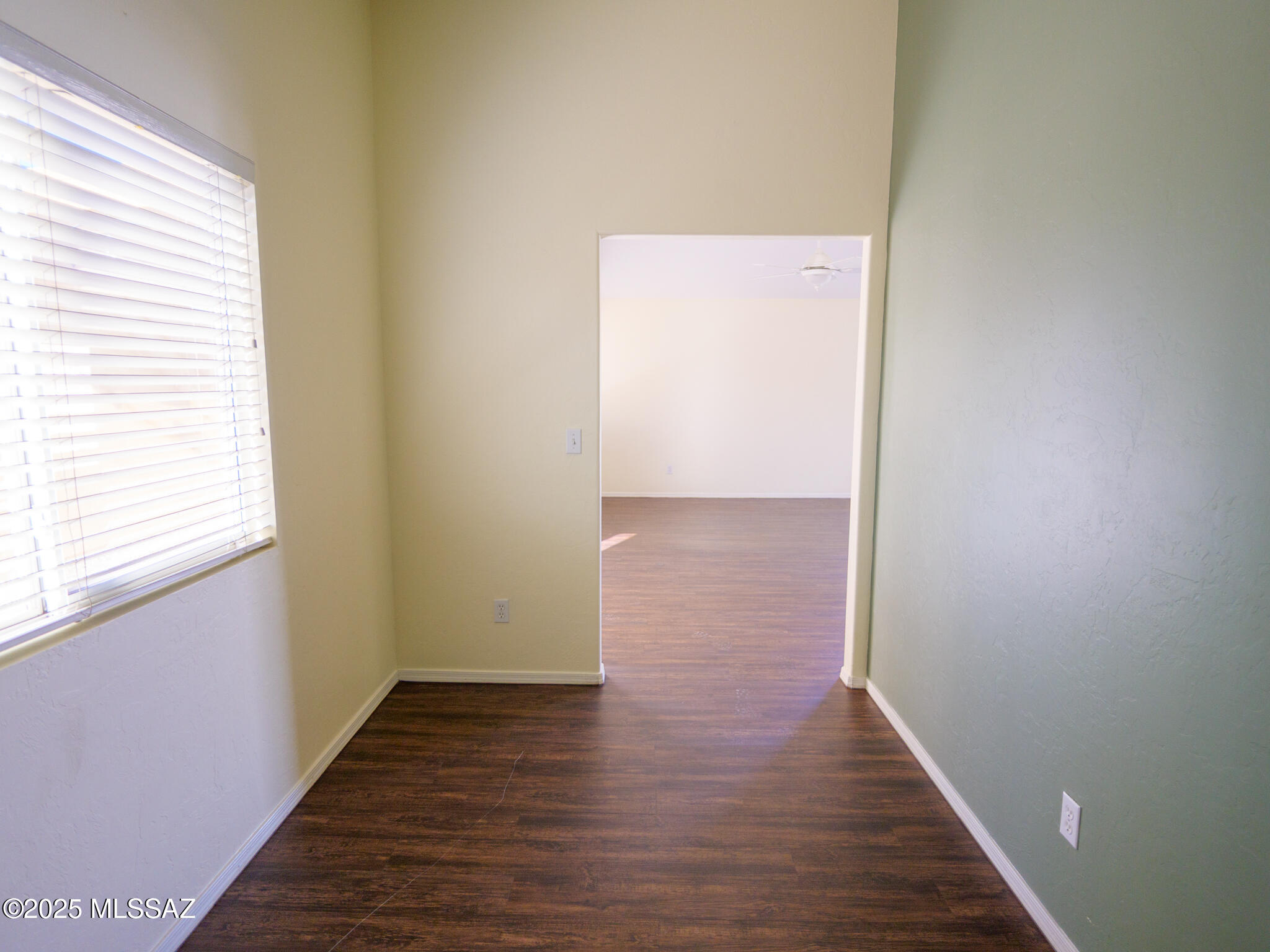 Mirabella (1-102) - Residential Lease
