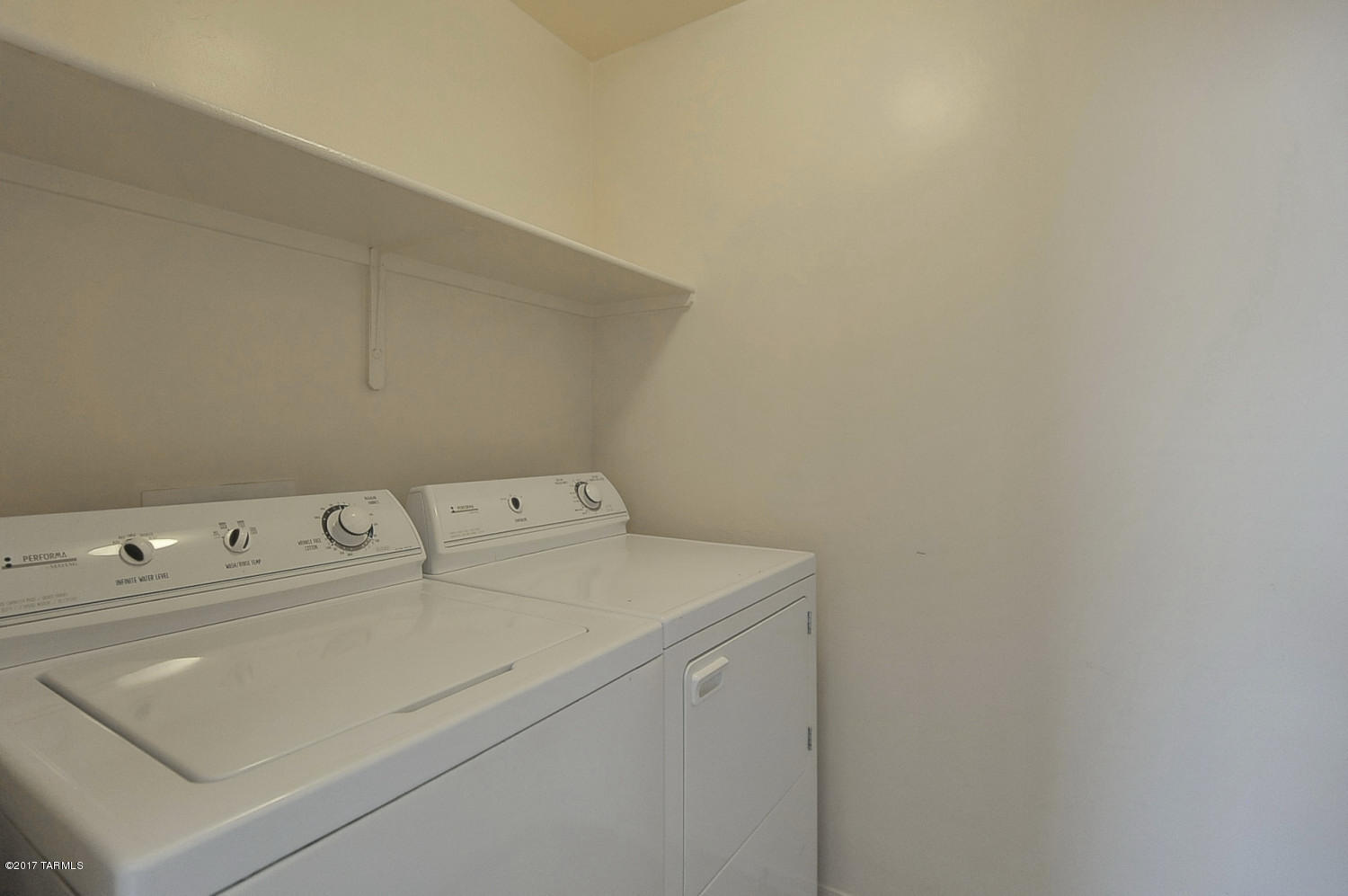 Rancho Agua Dulce (1-306) - Residential Lease