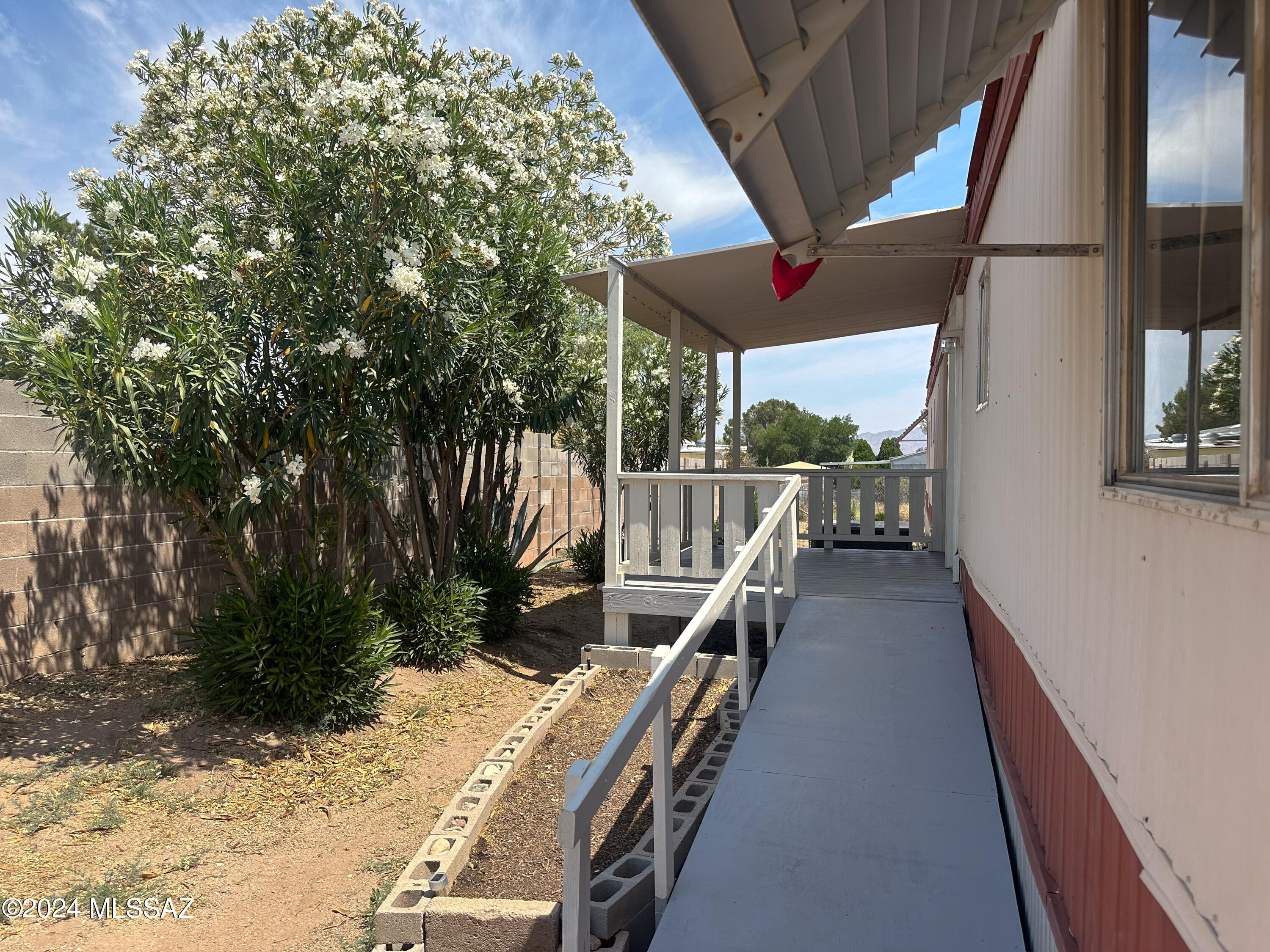 Mescal Lakes - Residential