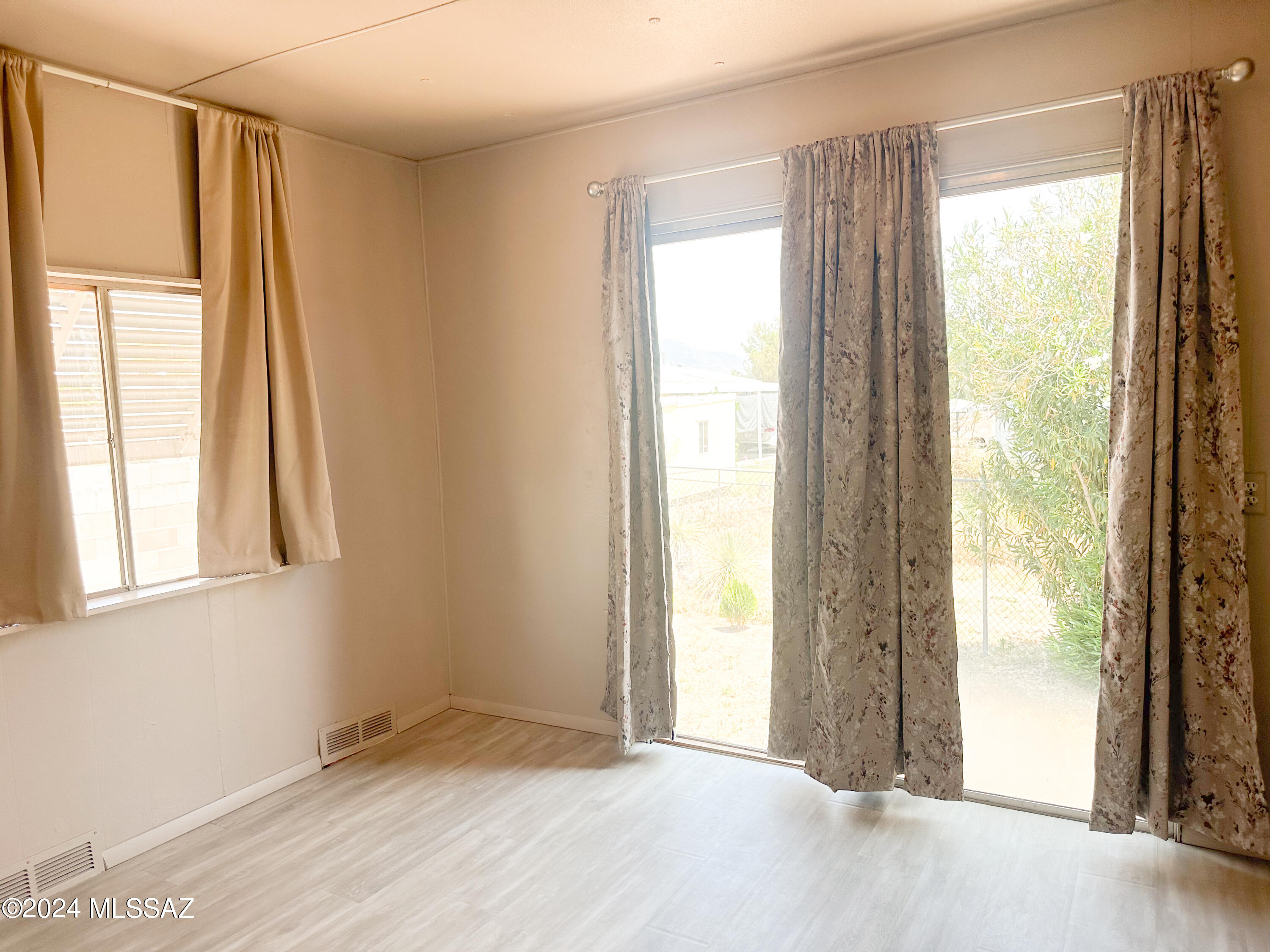 Mescal Lakes - Residential