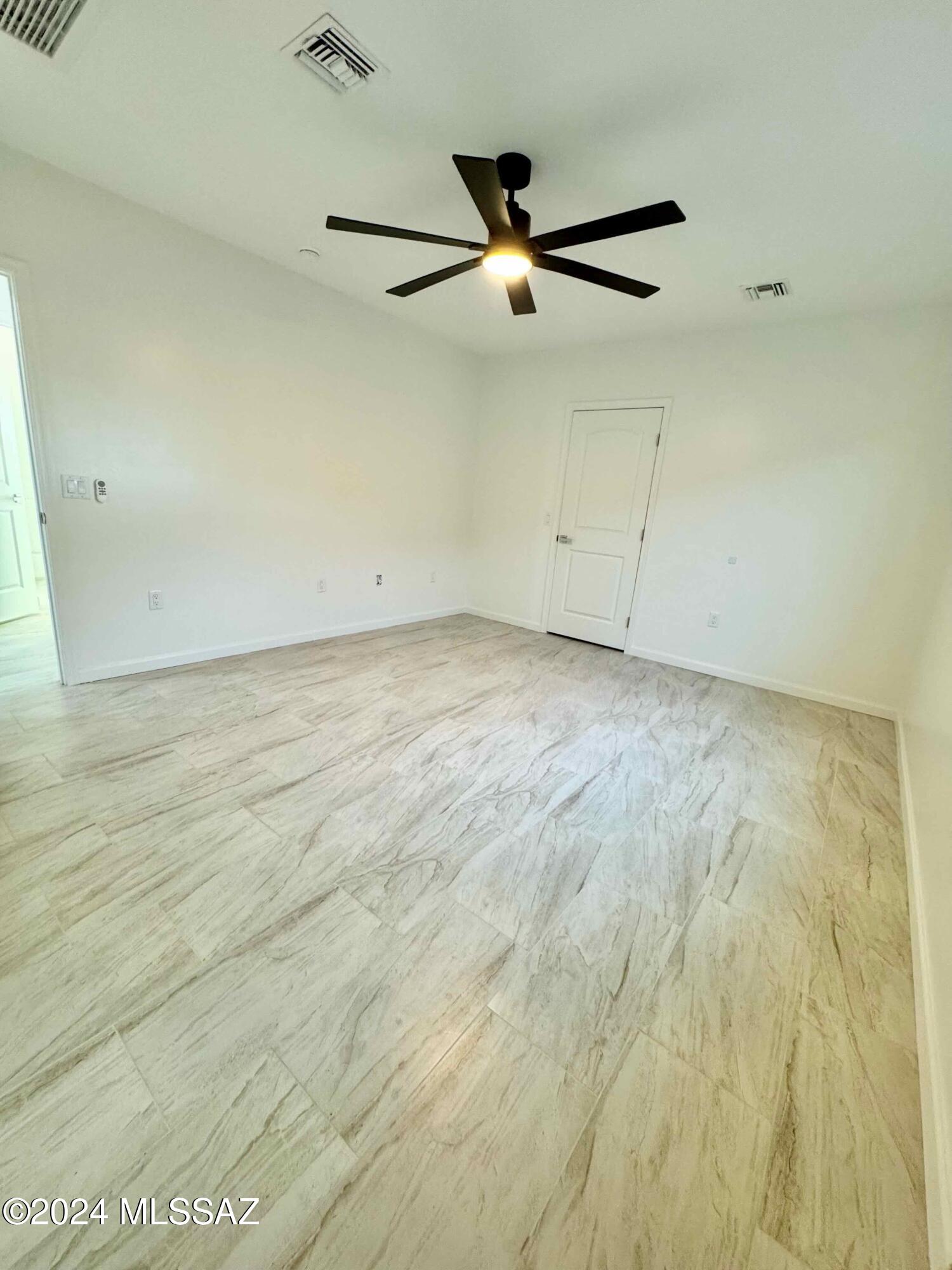 Kino Meadows (1-128) - Residential
