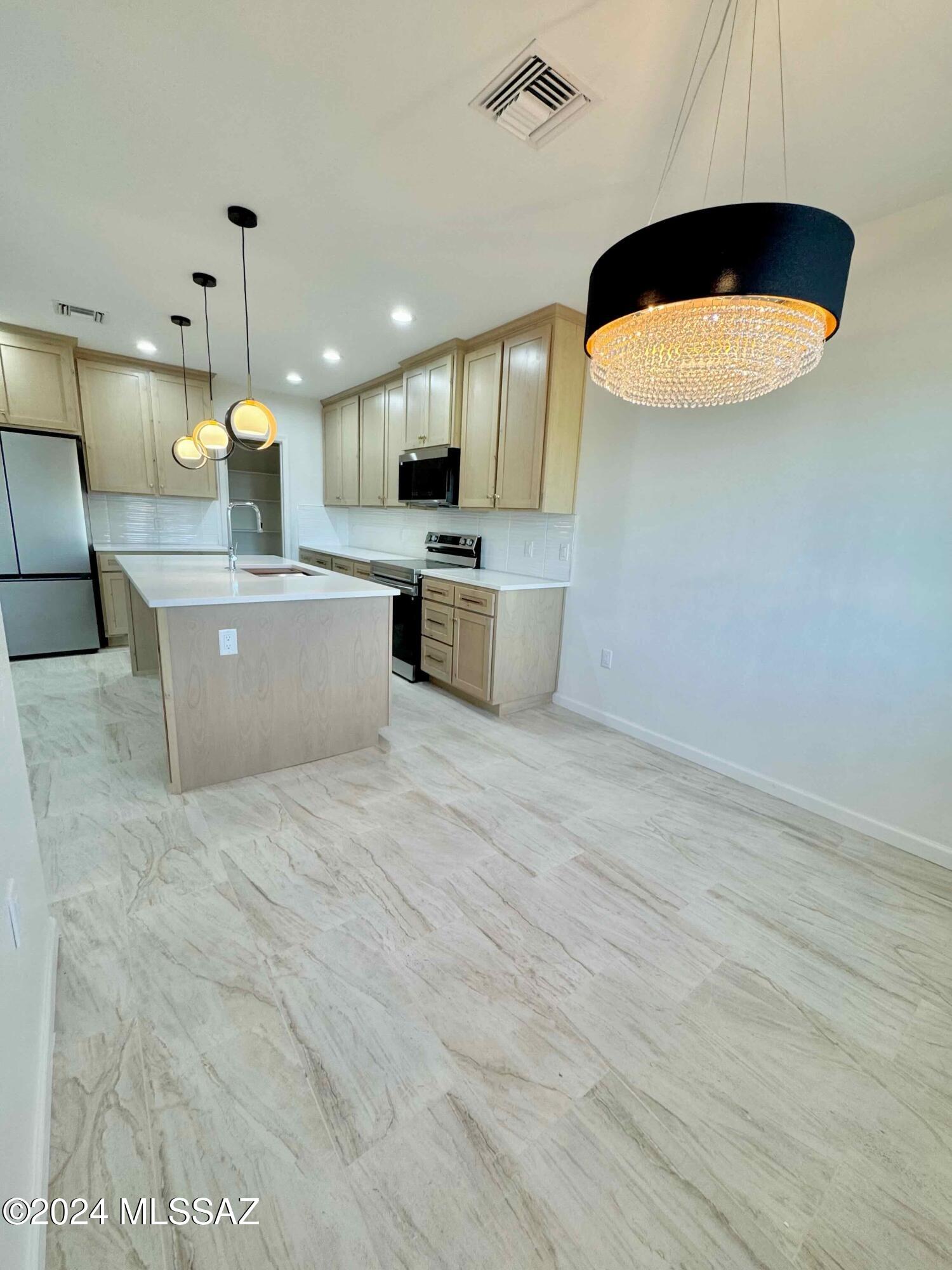 Kino Meadows (1-128) - Residential