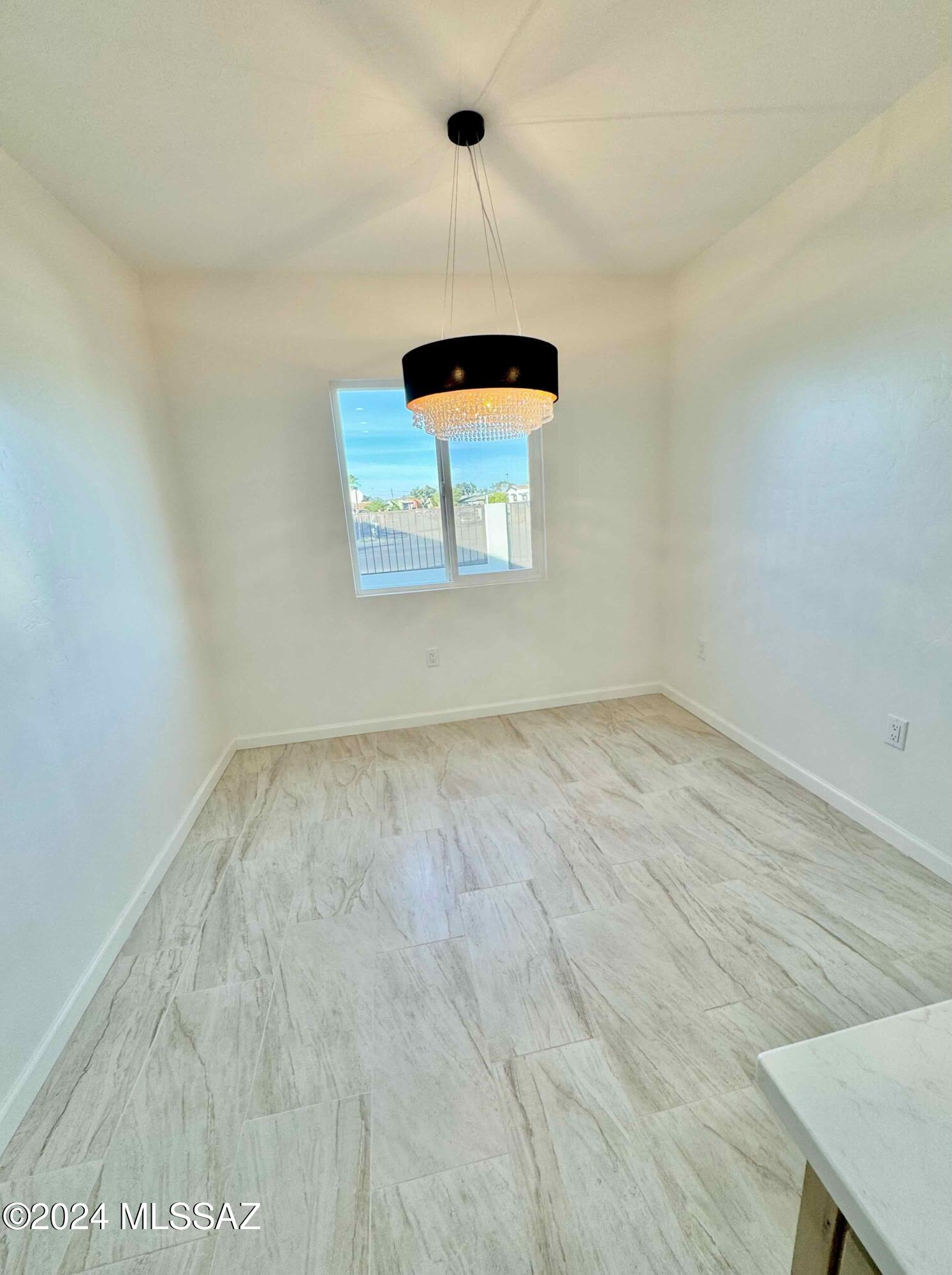 Kino Meadows (1-128) - Residential