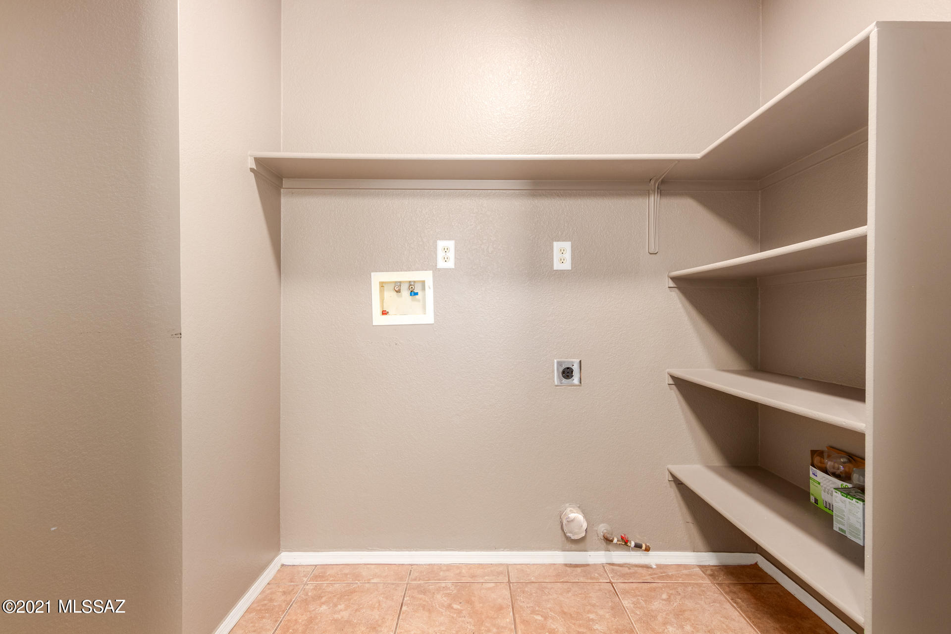 Oakview at Midvale Park (75-242) - Residential