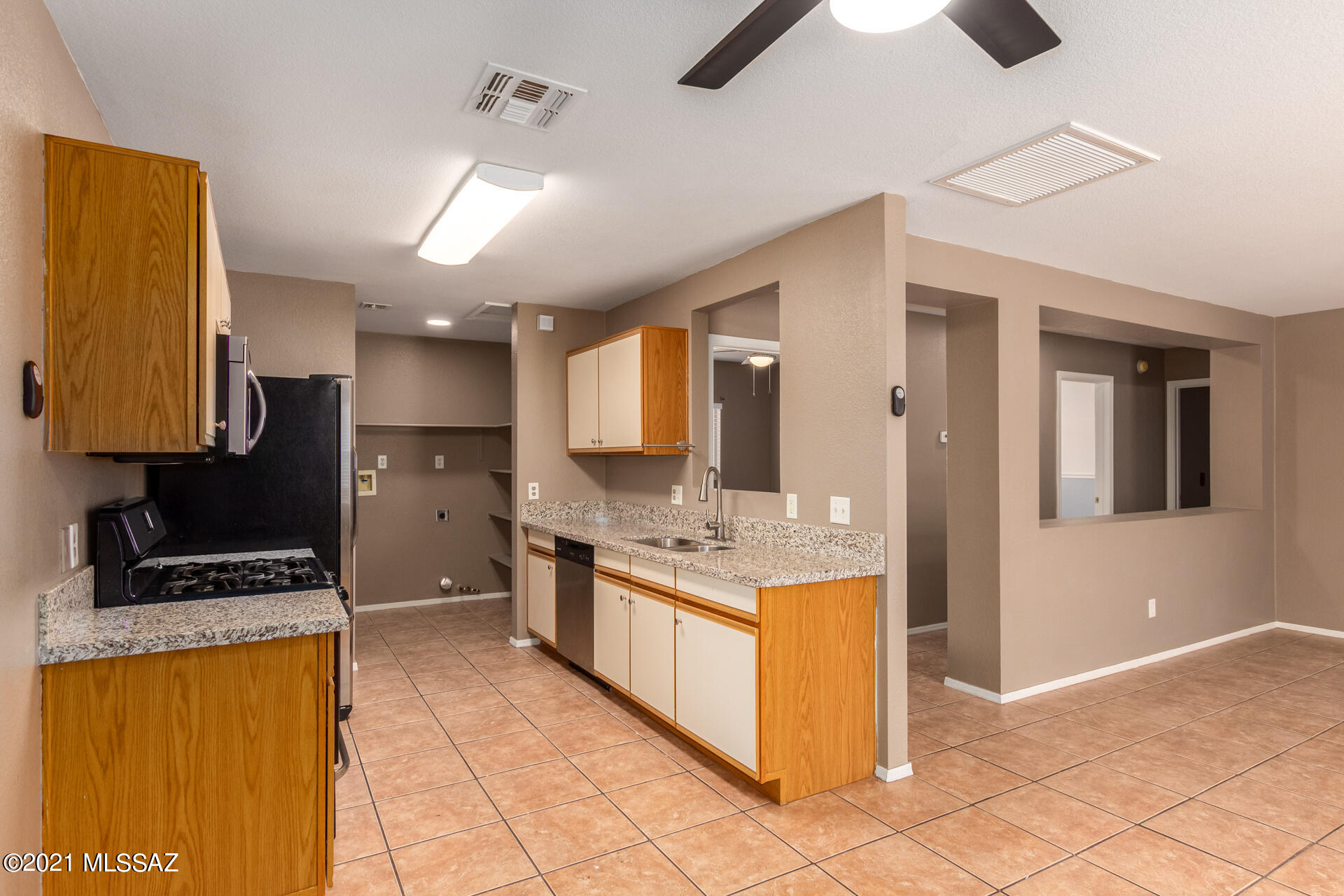 Oakview at Midvale Park (75-242) - Residential