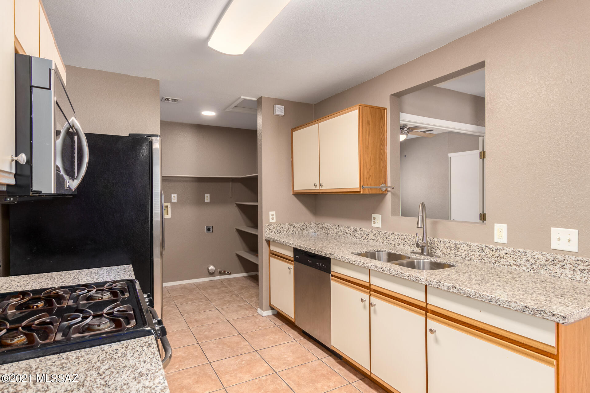 Oakview at Midvale Park (75-242) - Residential