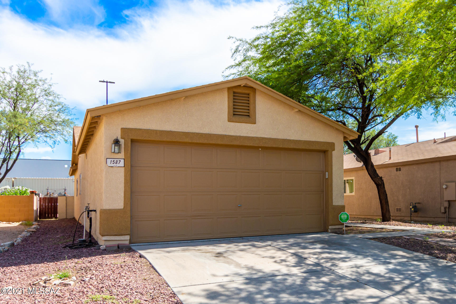 Oakview at Midvale Park (75-242) - Residential