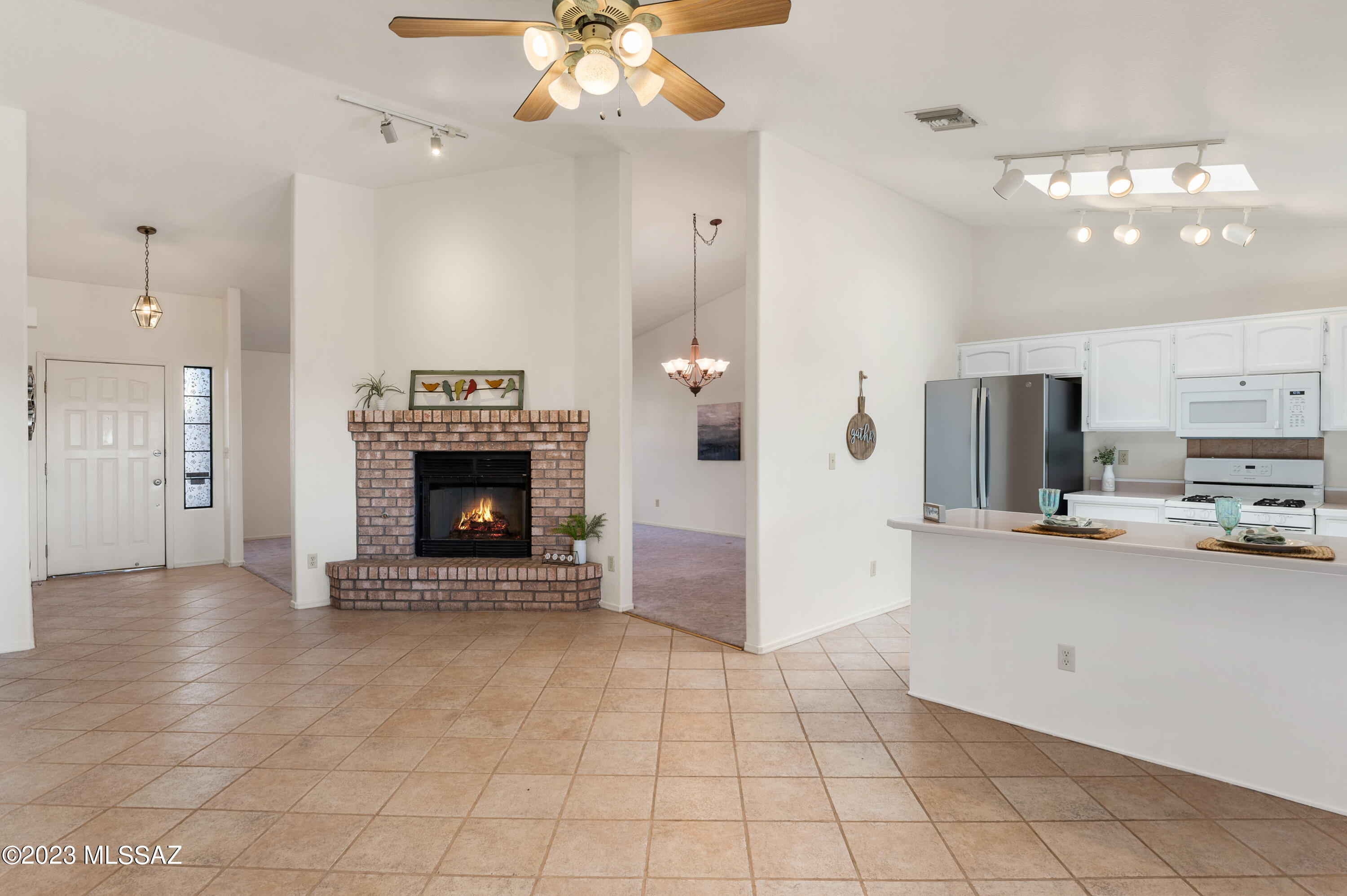 Linda Vista Terrace(1-102) - Residential