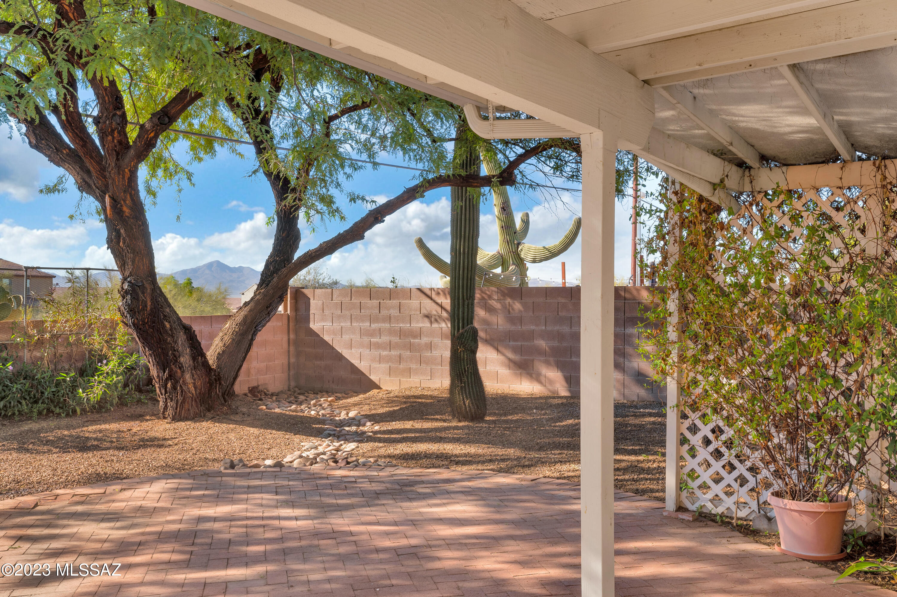 Linda Vista Terrace(1-102) - Residential