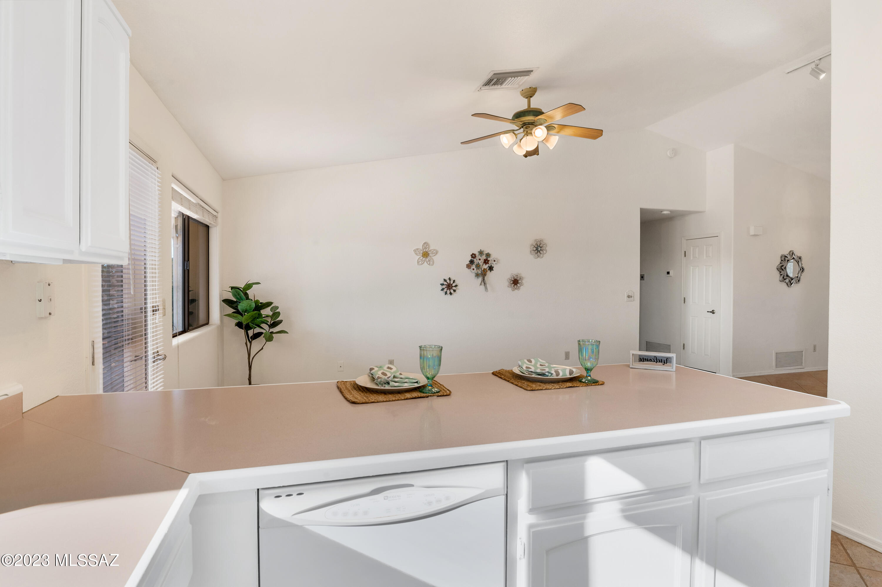 Linda Vista Terrace(1-102) - Residential