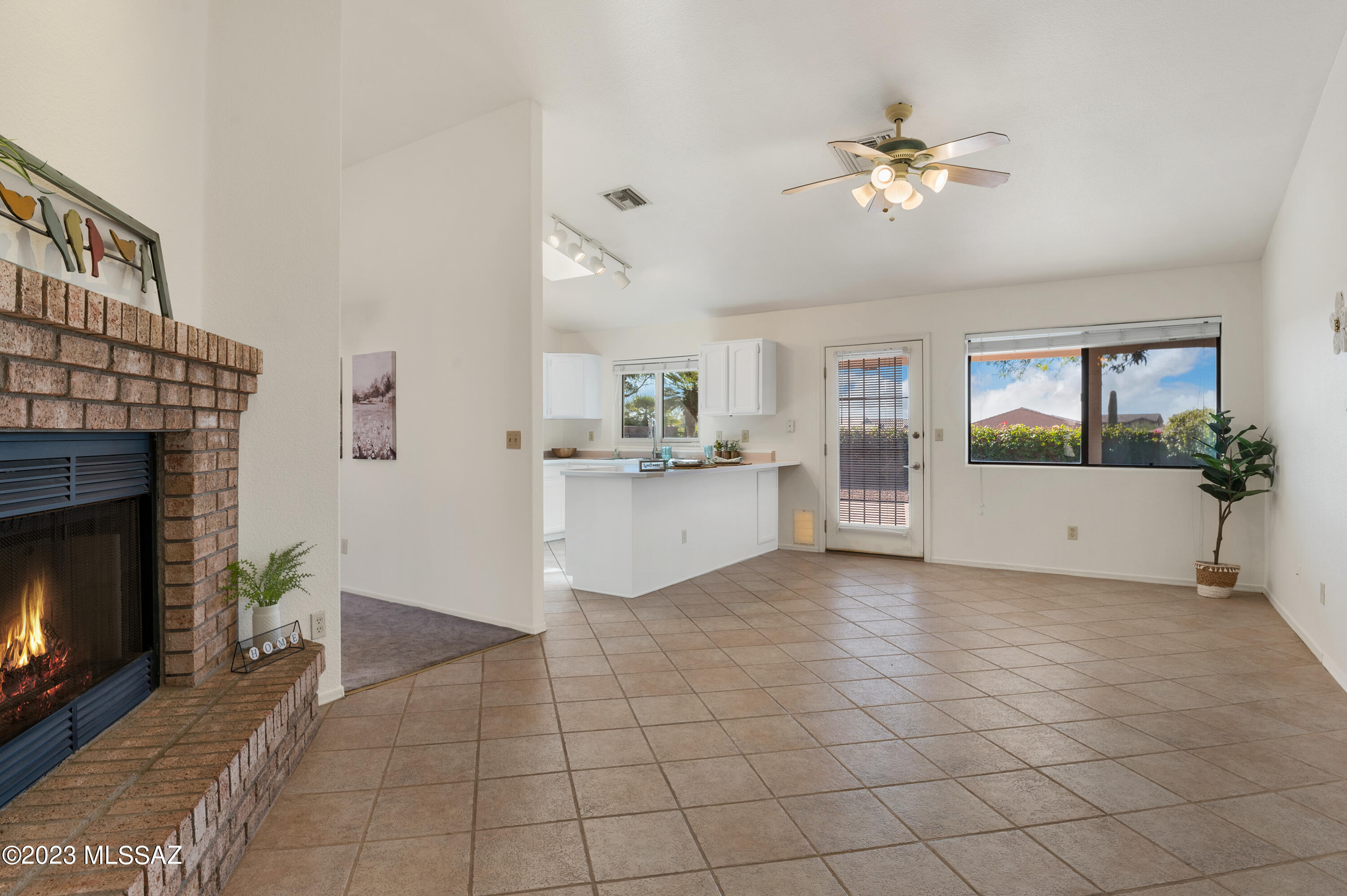 Linda Vista Terrace(1-102) - Residential