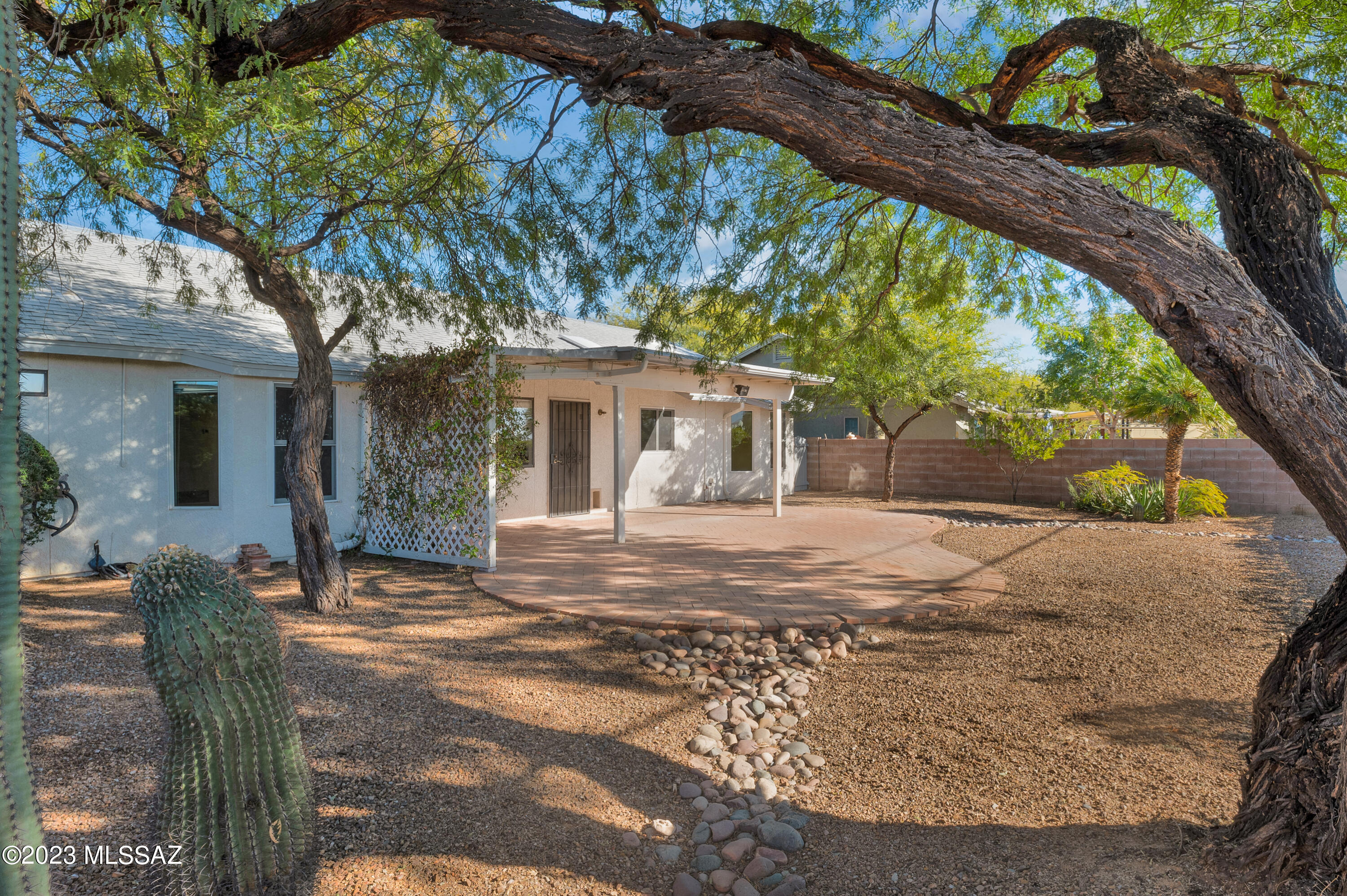 Linda Vista Terrace(1-102) - Residential