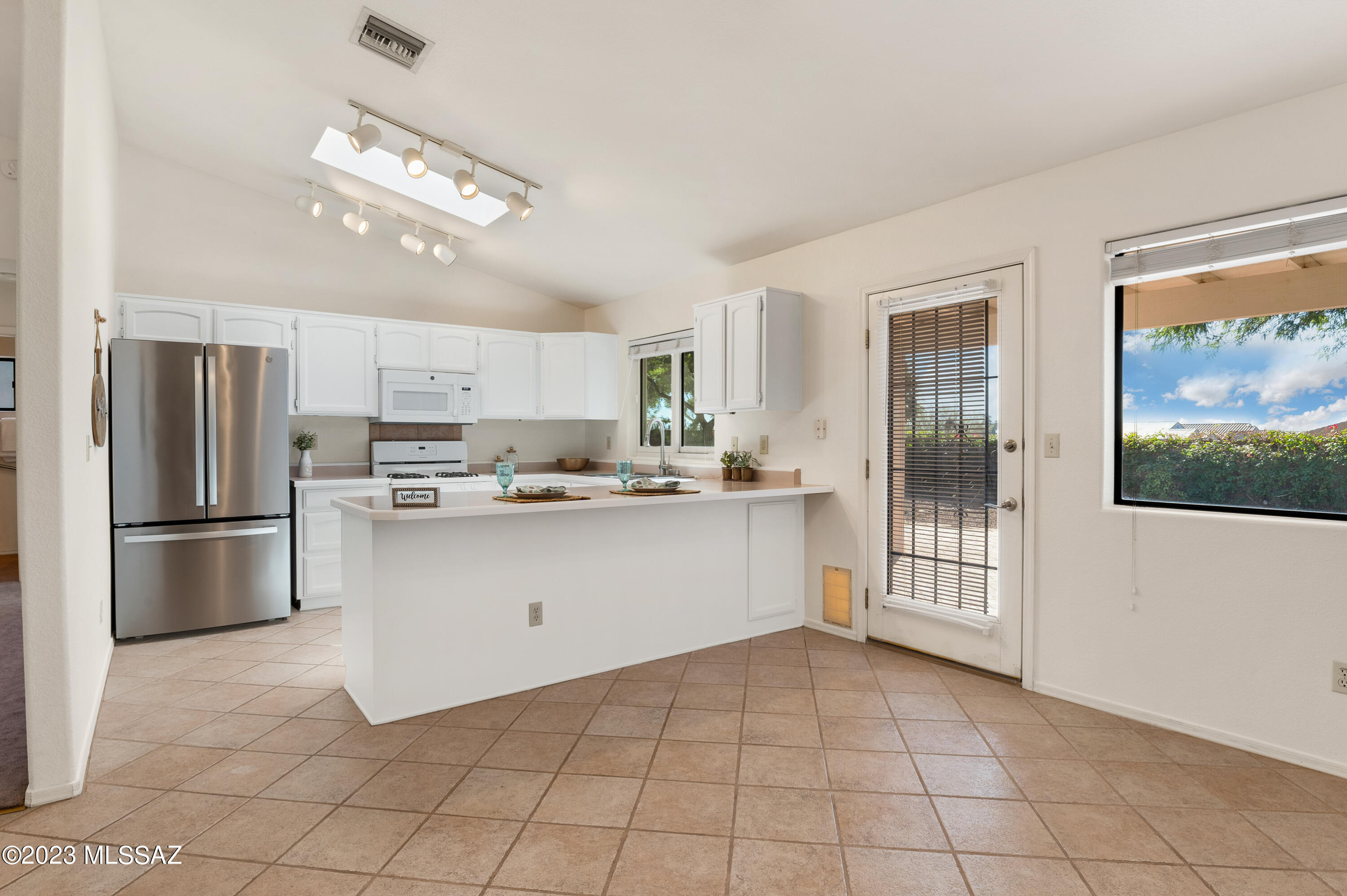 Linda Vista Terrace(1-102) - Residential