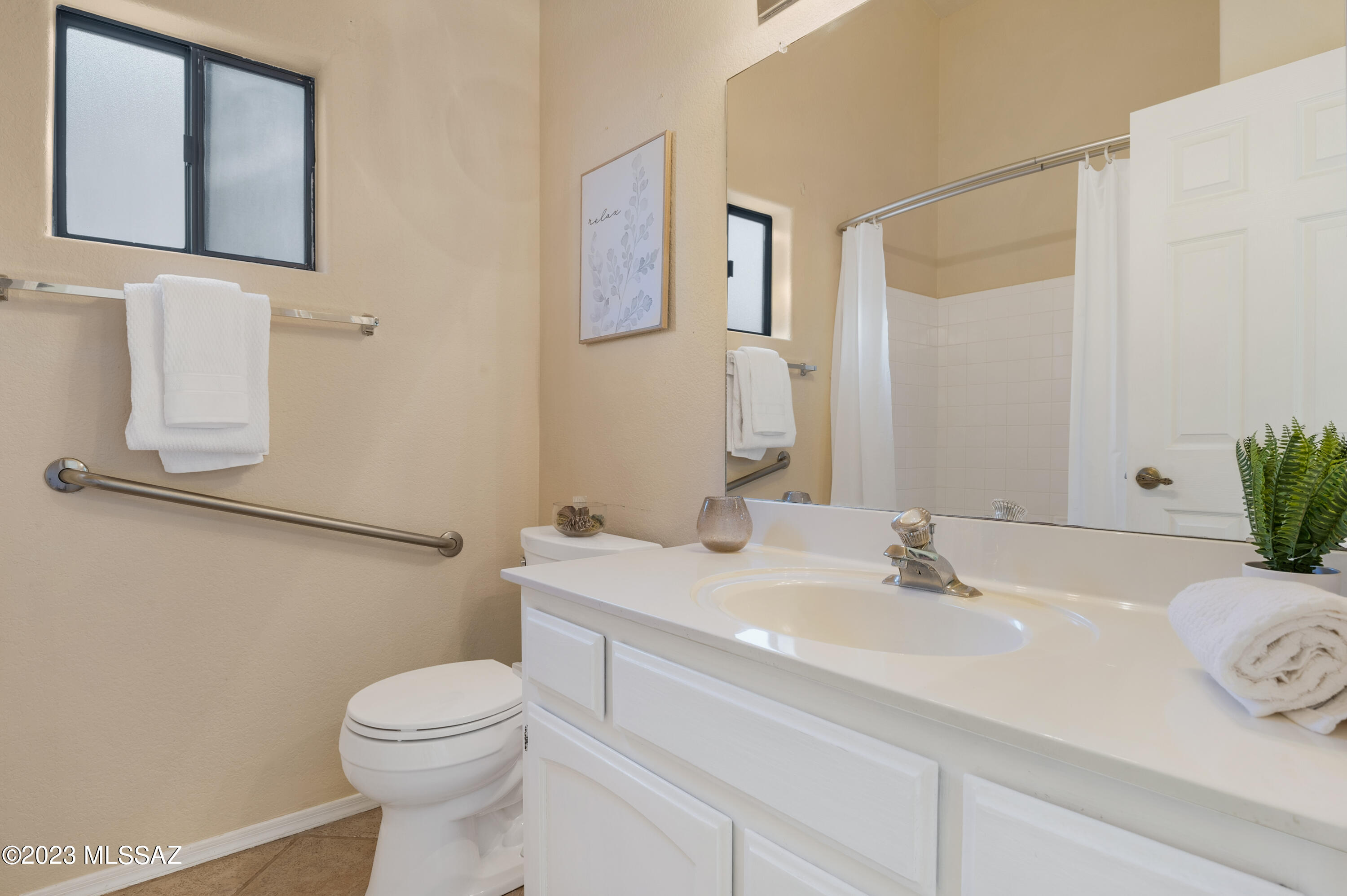 Linda Vista Terrace(1-102) - Residential