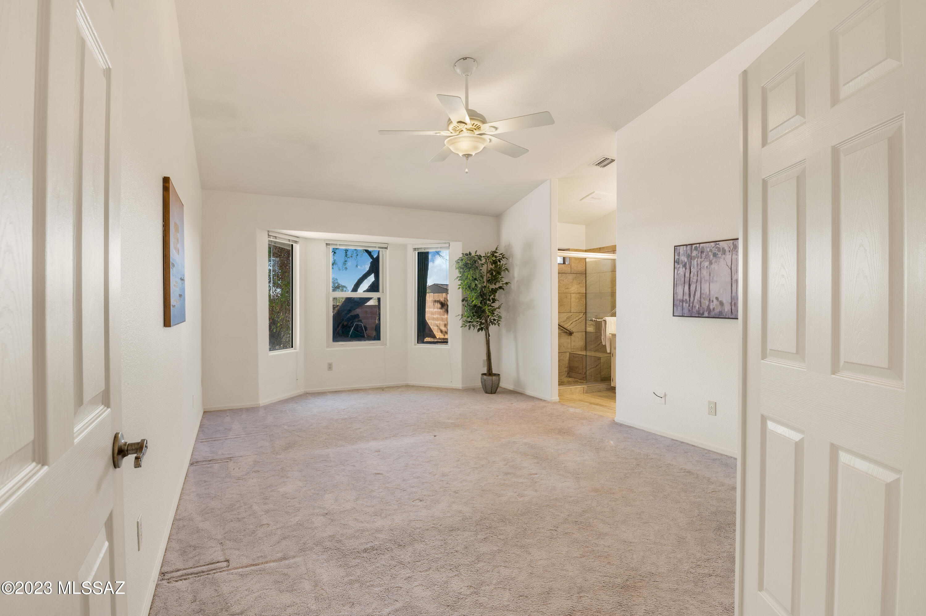 Linda Vista Terrace(1-102) - Residential