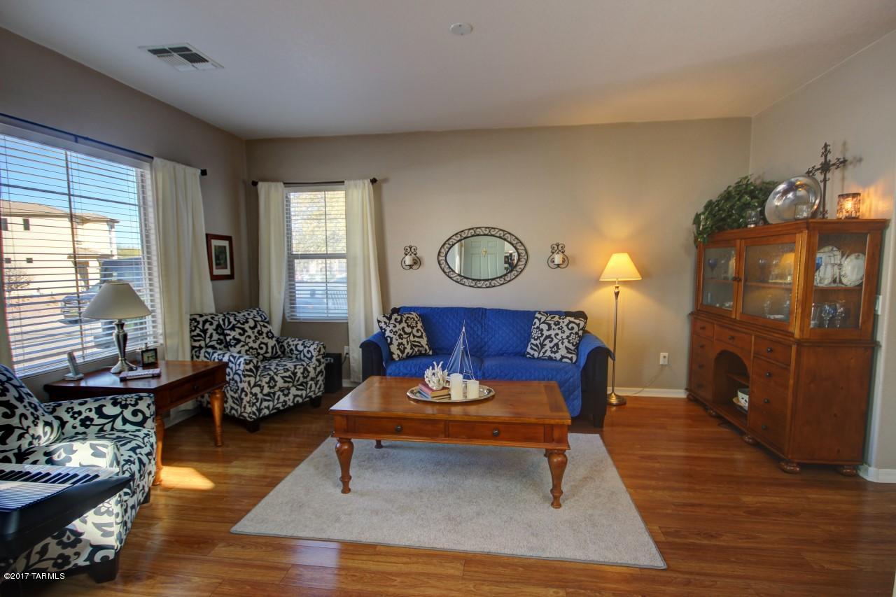 Presidio De Cancion (1-200) - Residential