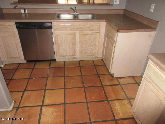 Campana De Plata (1-77) - Residential