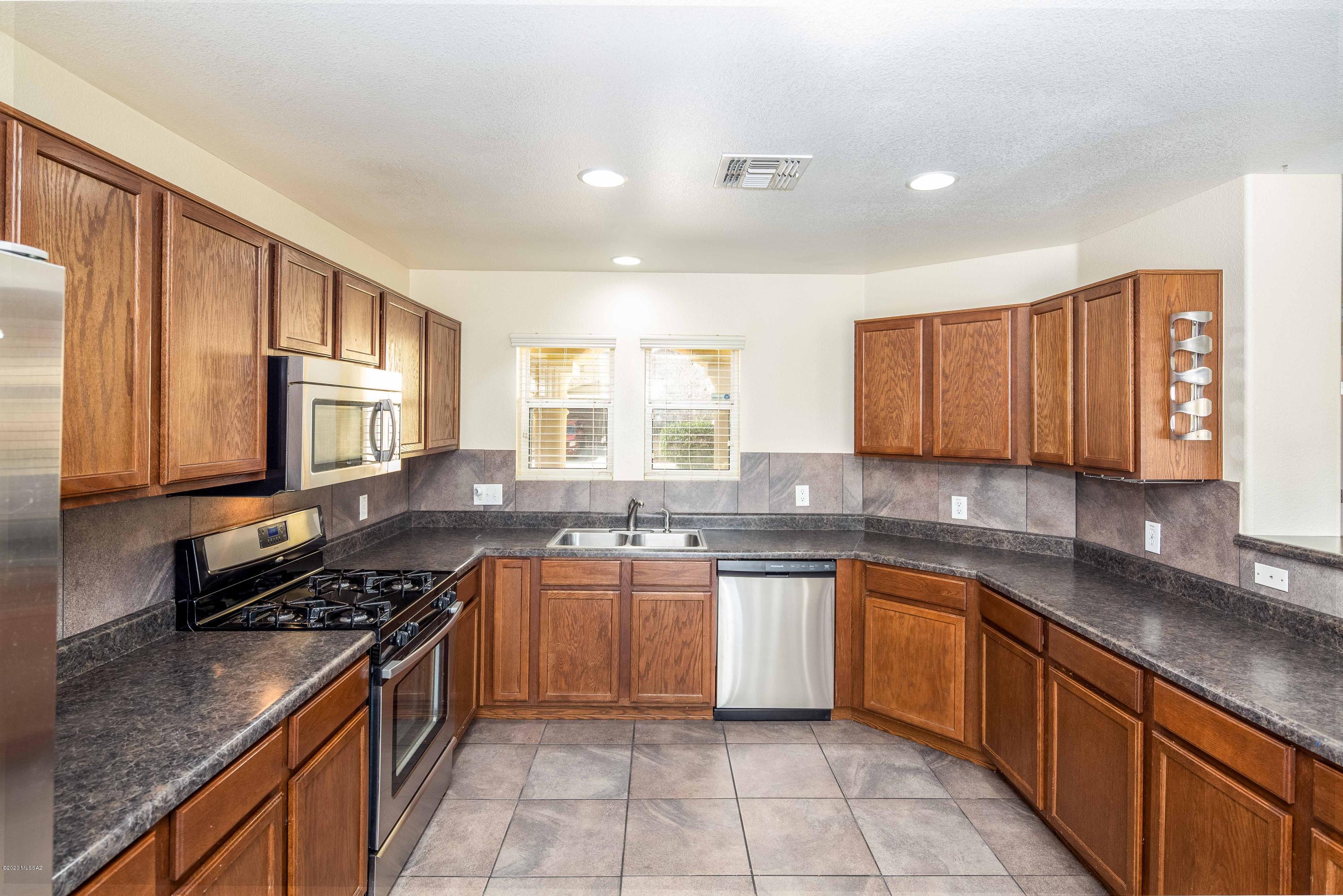 Mariposa Trail - Residential