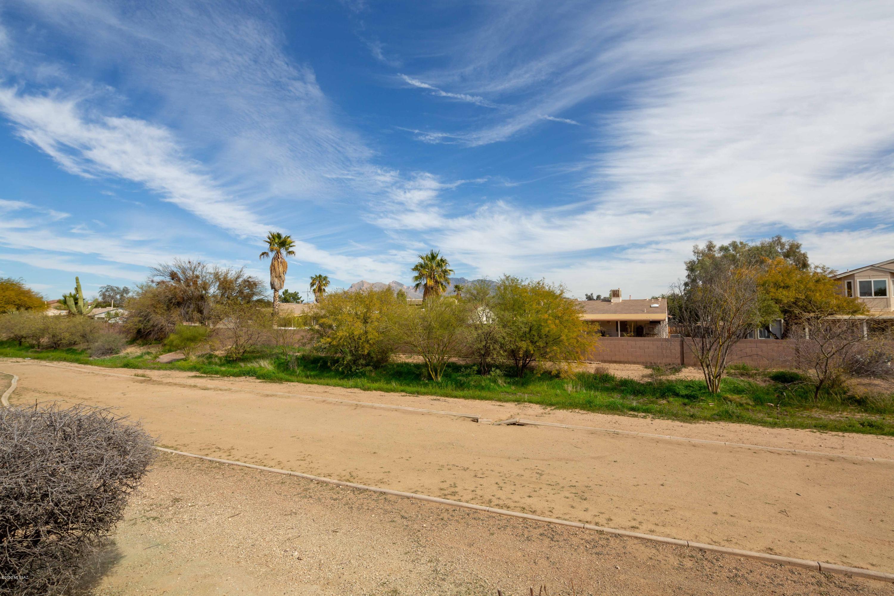 Mariposa Trail - Residential