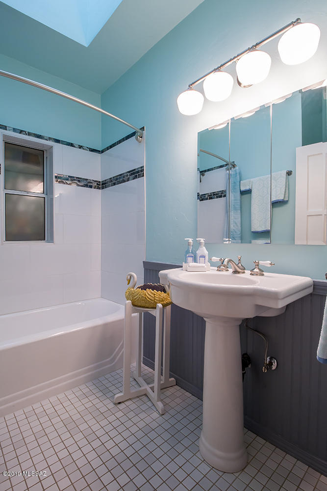 Jefferson Park - Residential