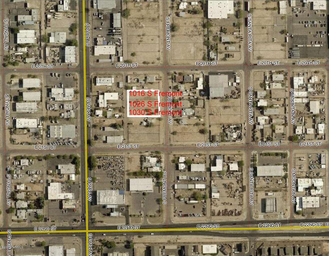 Amazing R2 Lot ready to build, located in the perfect central location close to downtown and U of A. right in the path of growth. Many possibilities with this lot, can also be combined with the lot directly south of it to total 17,860 square feet.