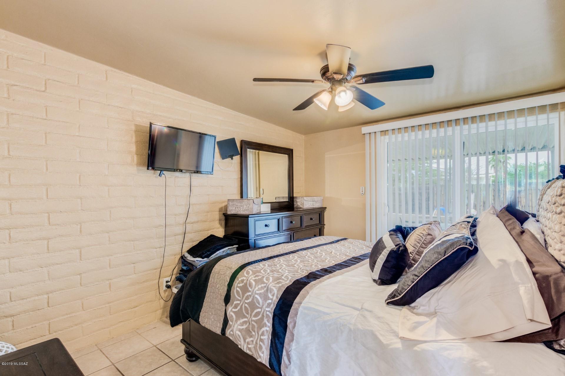 Mission Heights (235-305) - Residential
