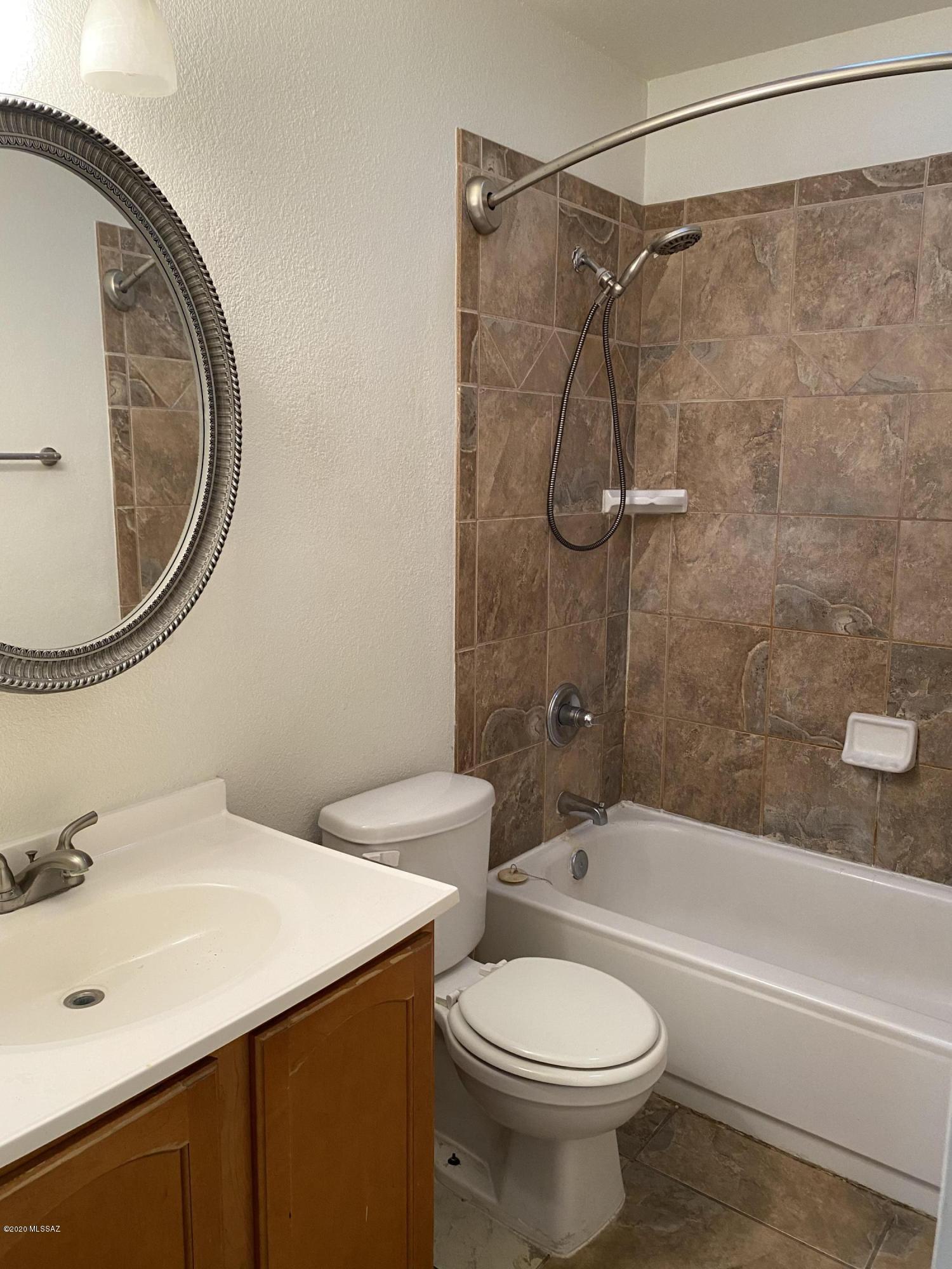 Willow Gardens Condos (1-76) - Residential Lease