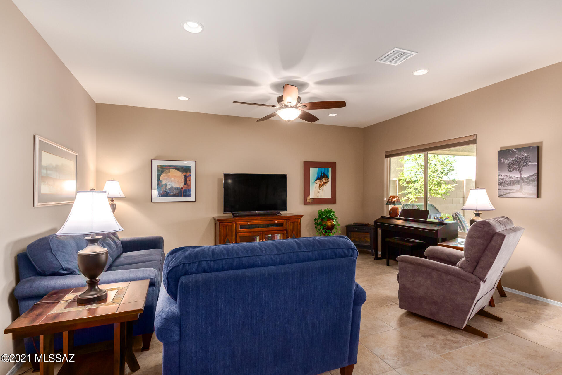 Sierra Morado Unit 4 - Residential