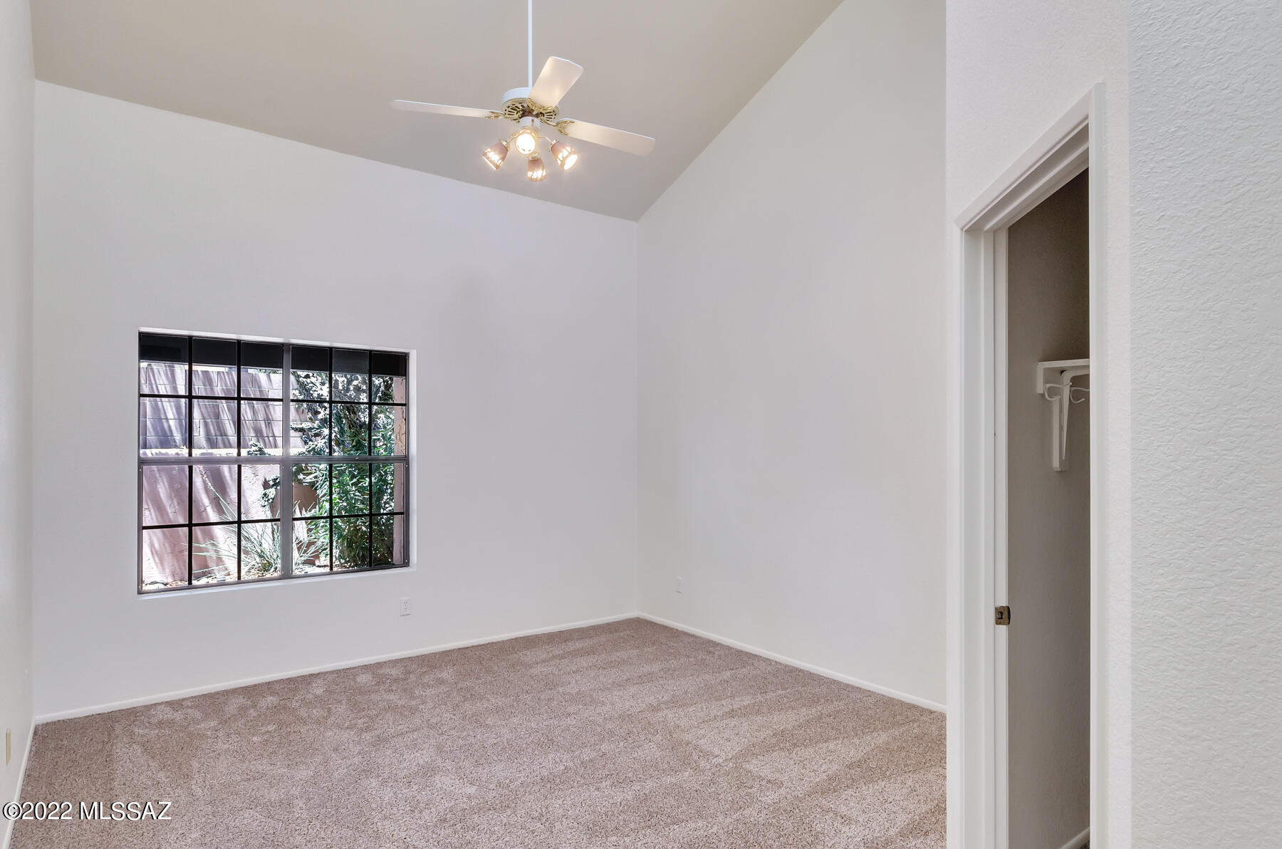 Ventana De Sabino North (1-127) - Residential