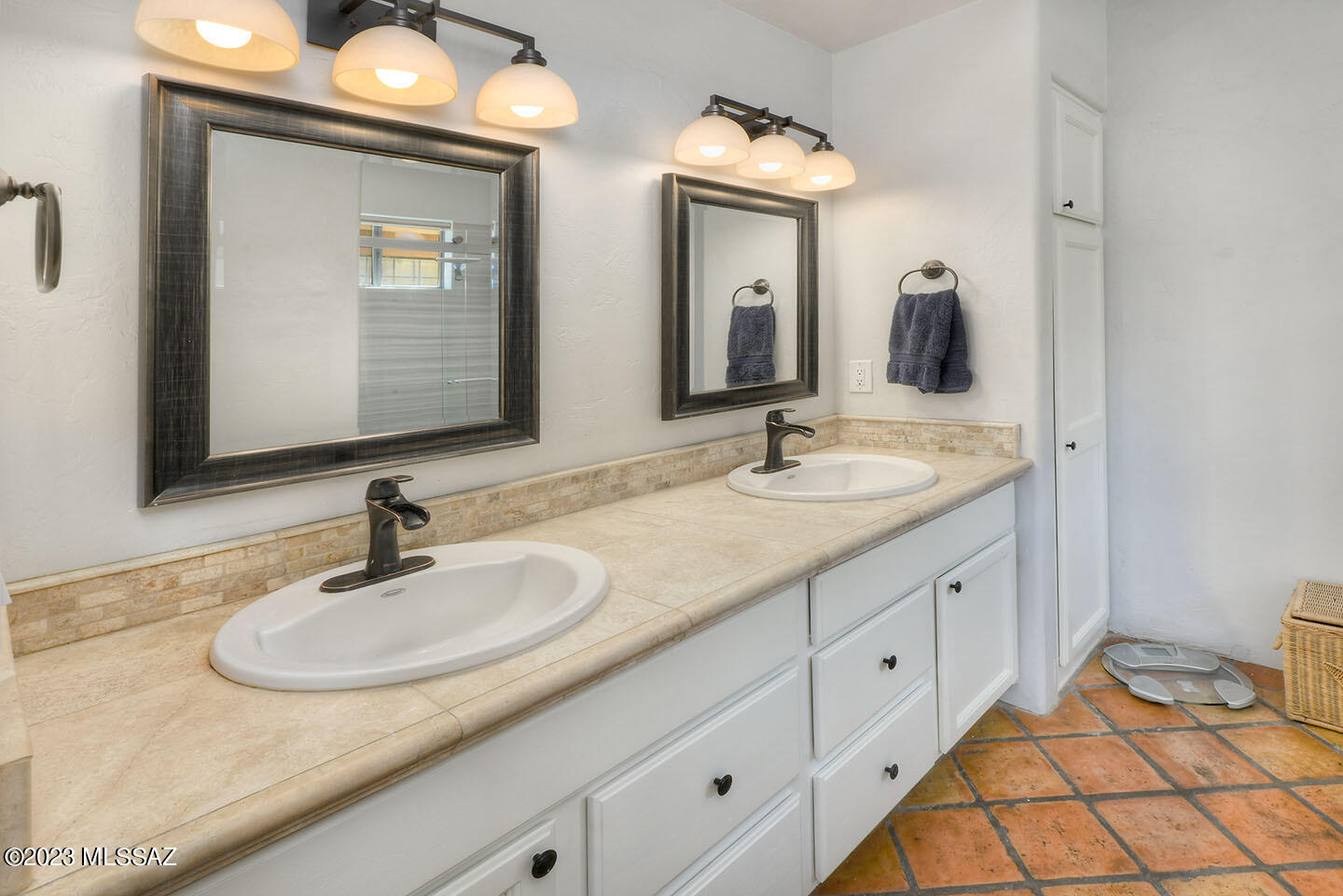 Catalina Point (1-32) - Residential