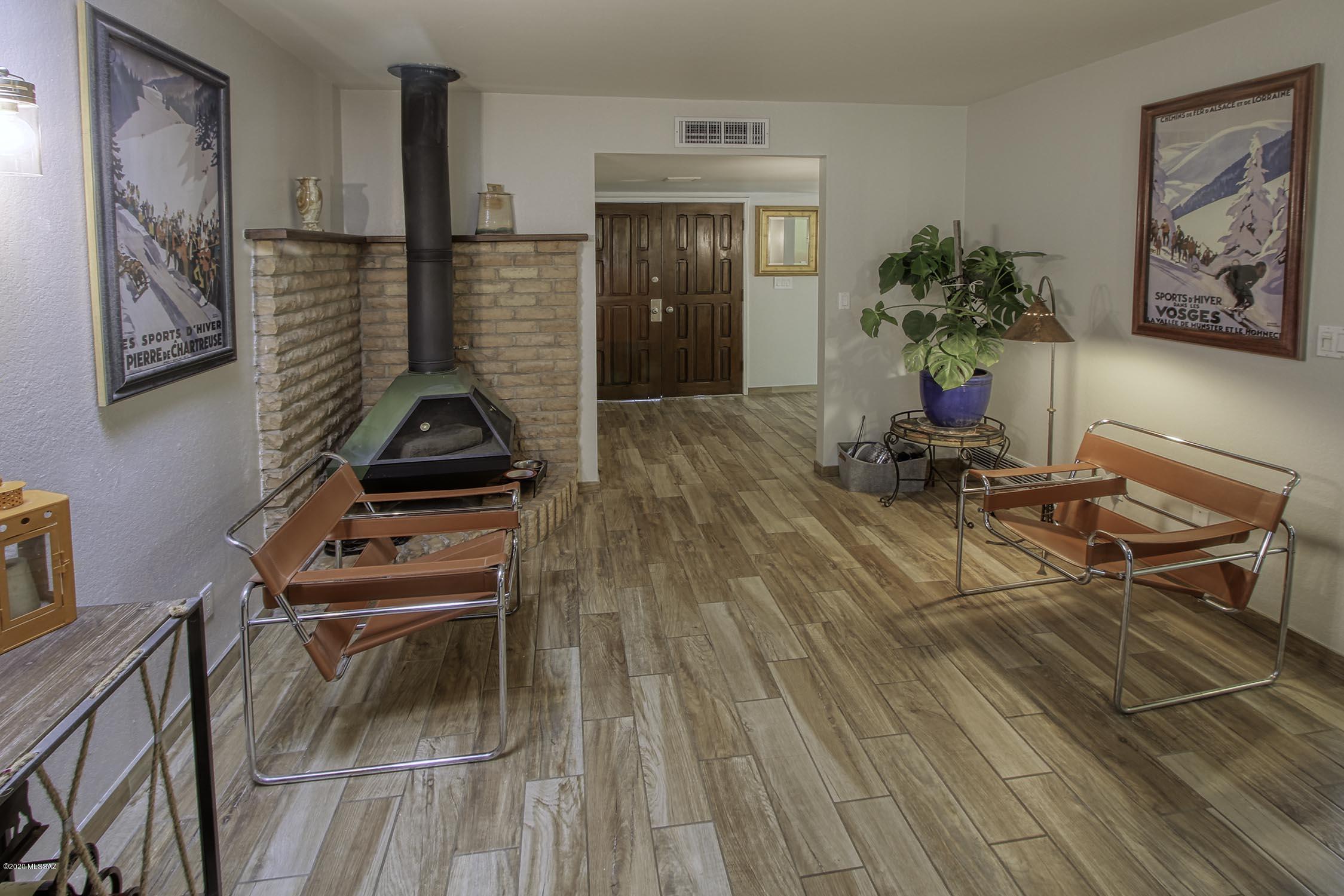 Woodland Hills - Residential