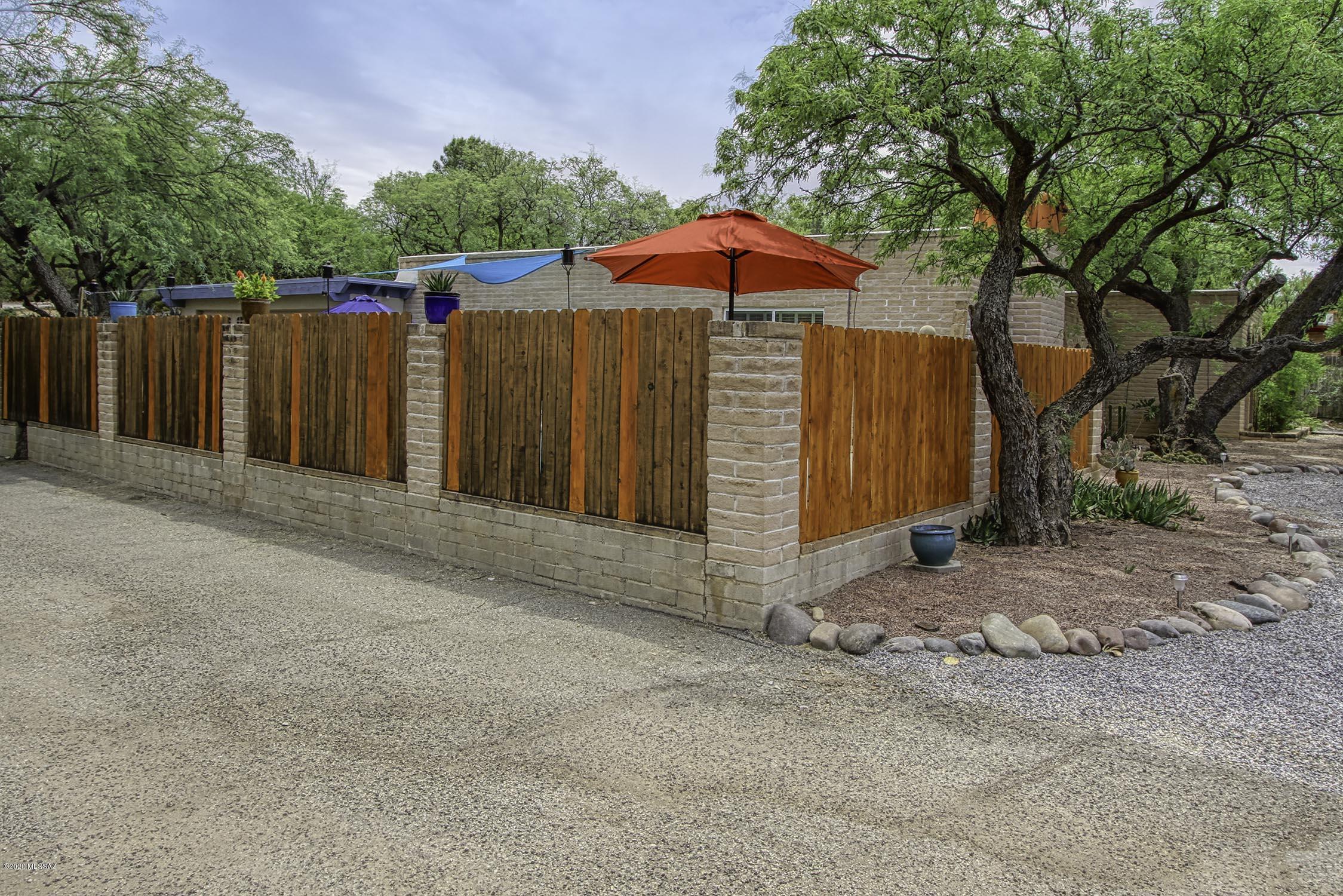Woodland Hills - Residential