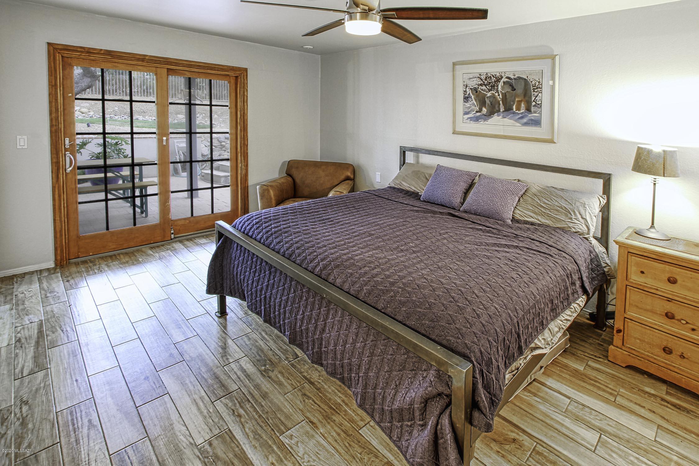 Woodland Hills - Residential