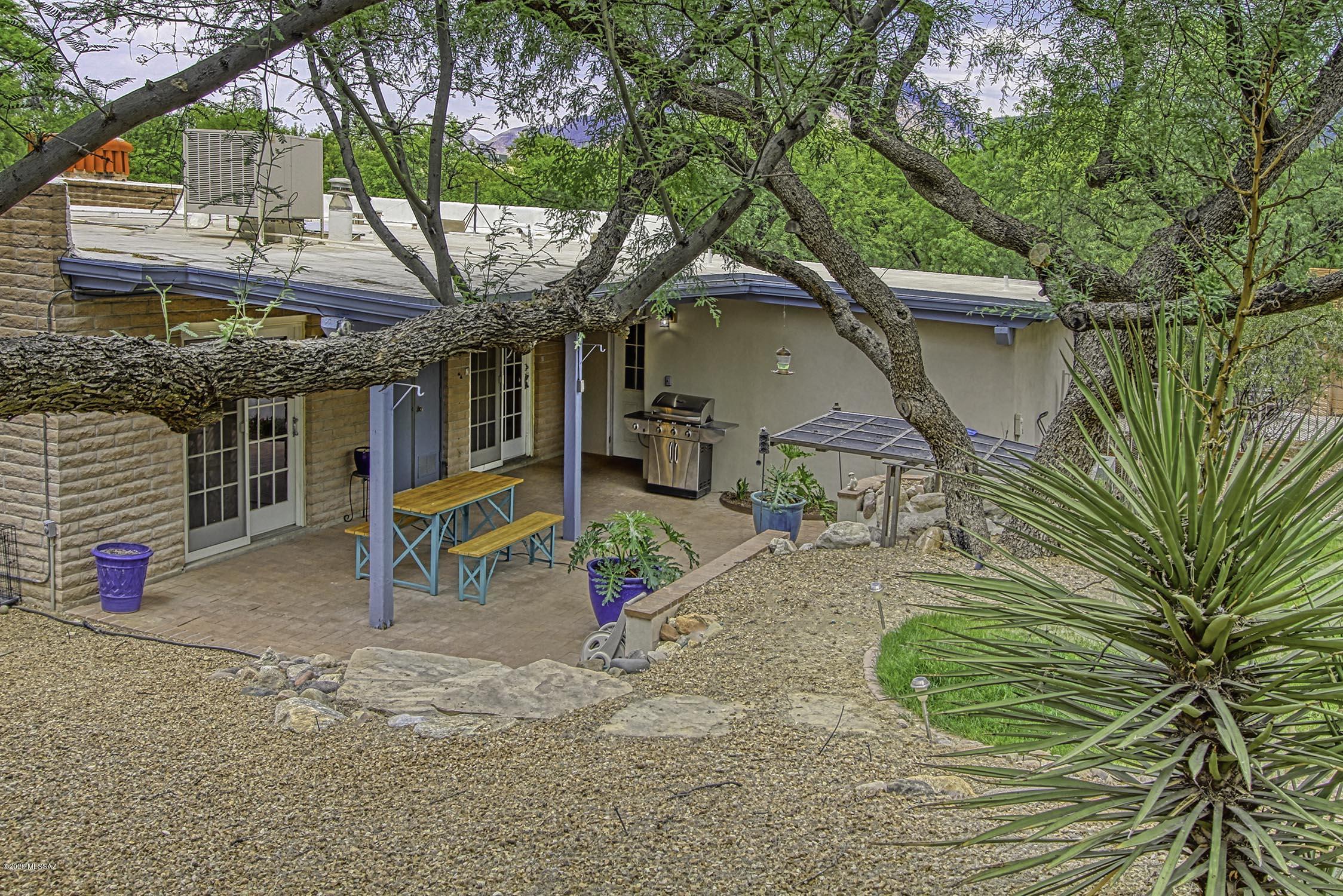 Woodland Hills - Residential
