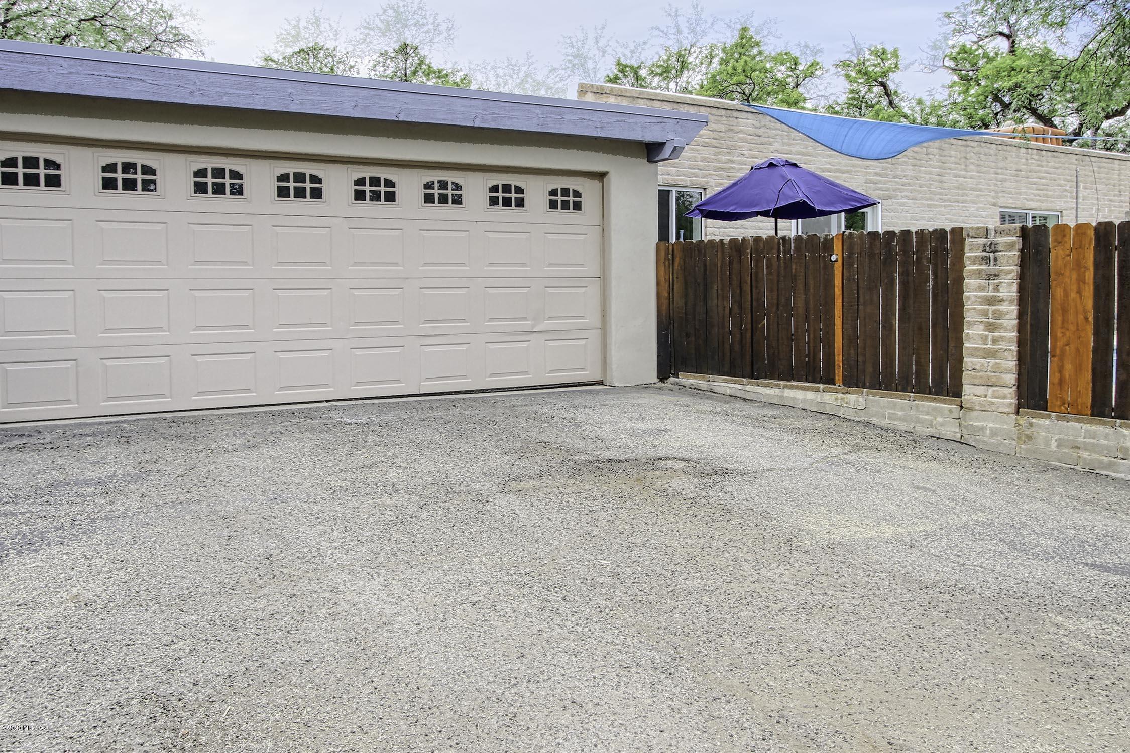 Woodland Hills - Residential