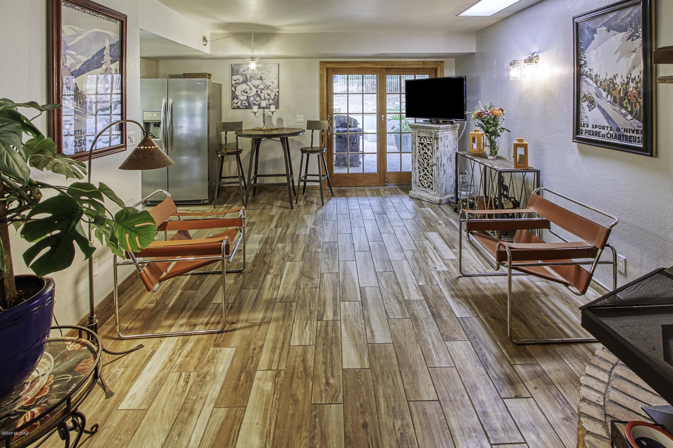 Woodland Hills - Residential