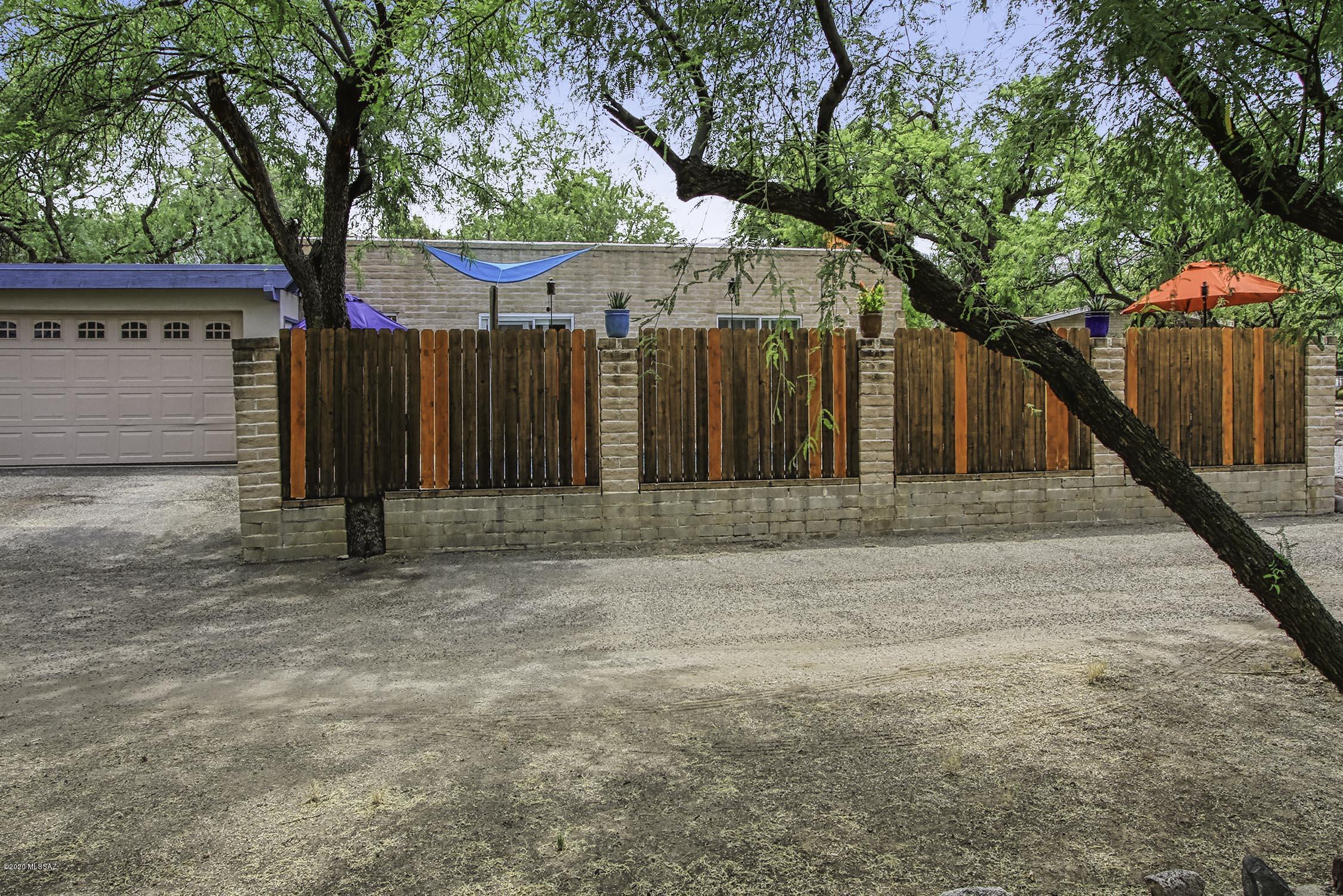 Woodland Hills - Residential
