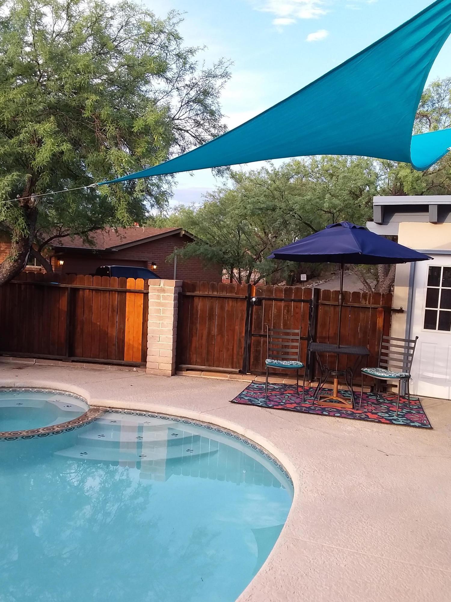 Woodland Hills - Residential