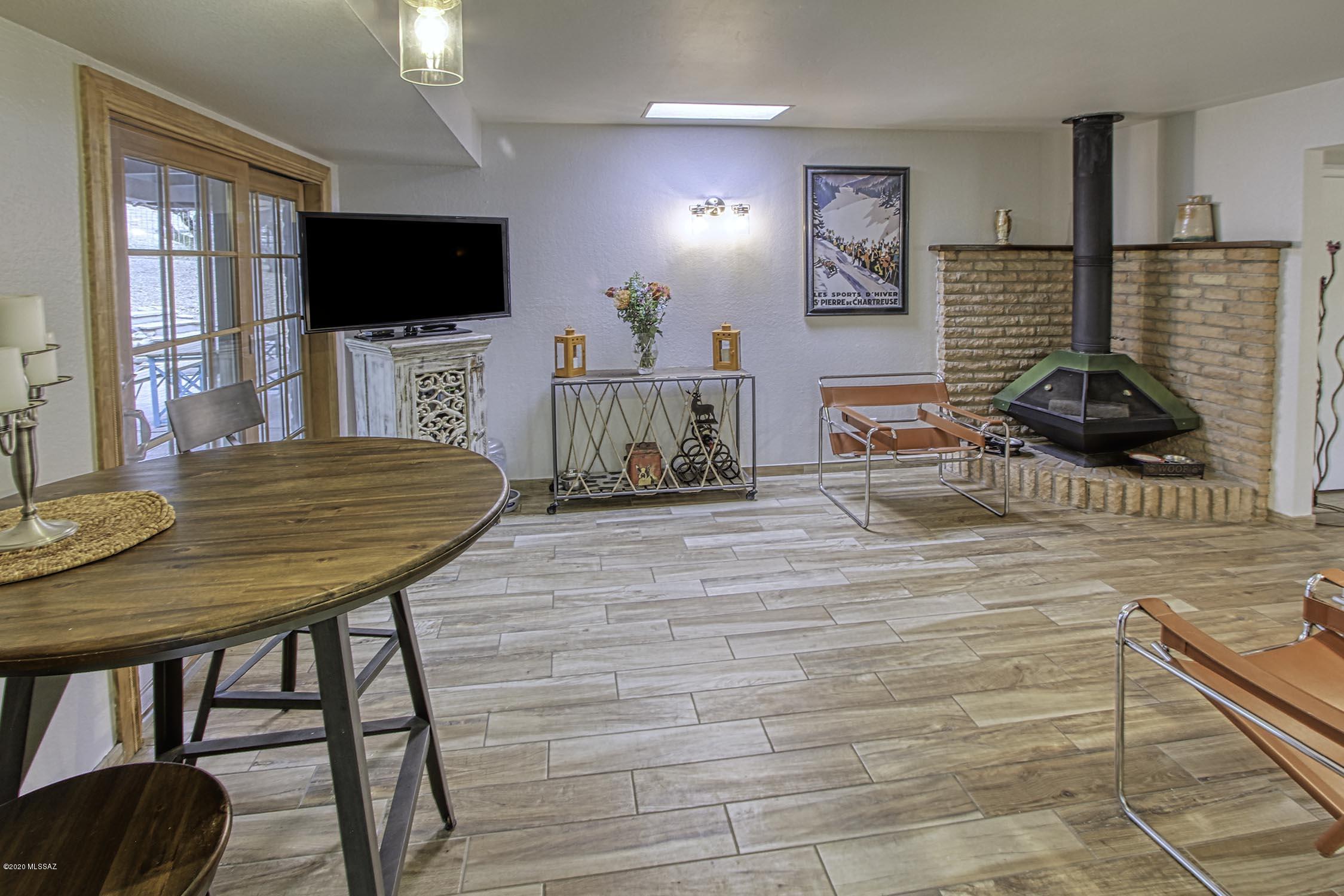 Woodland Hills - Residential