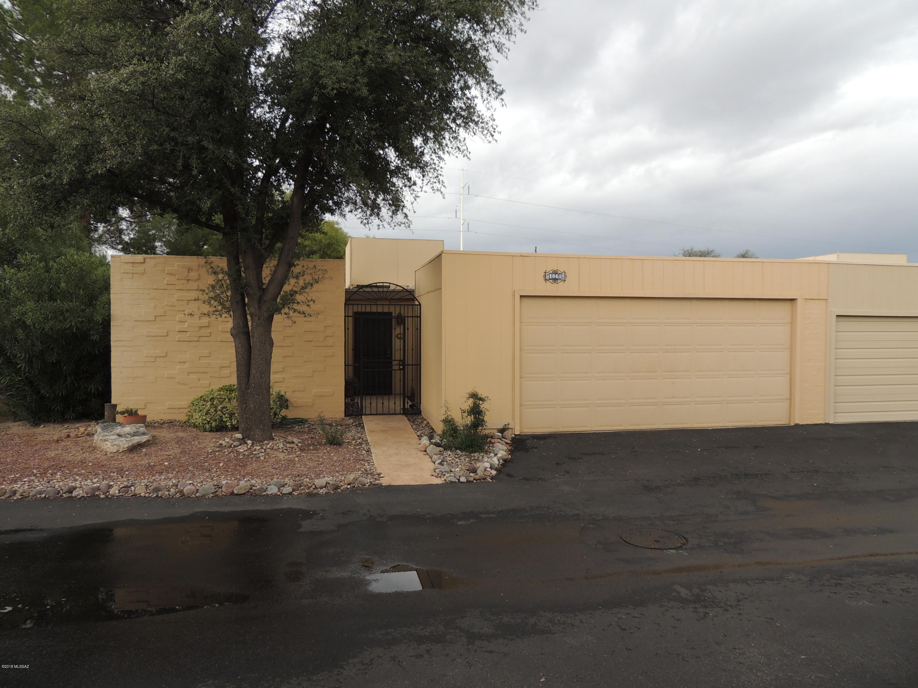 Pantano Townhomes (1-118) - Residential