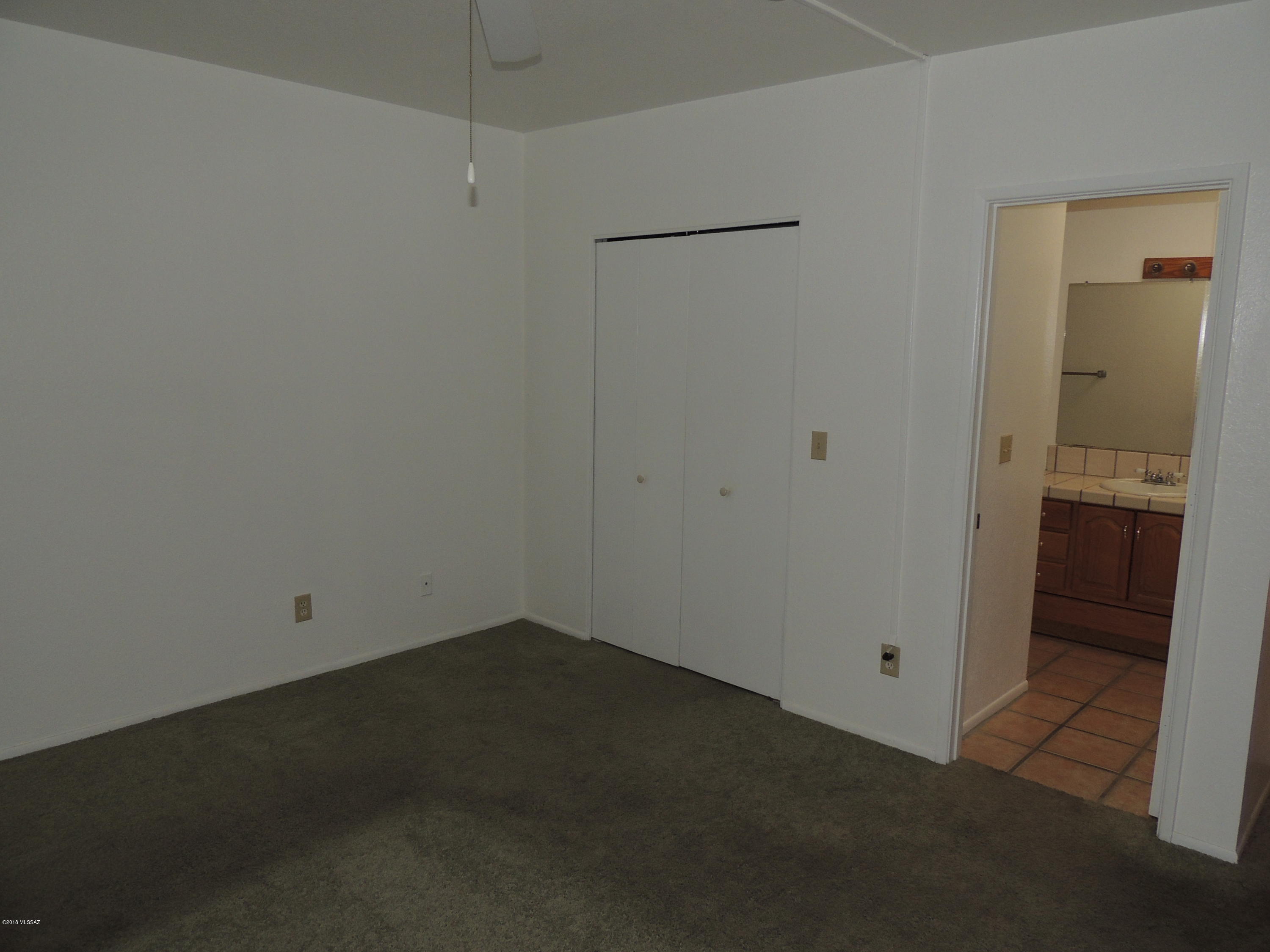 Pantano Townhomes (1-118) - Residential