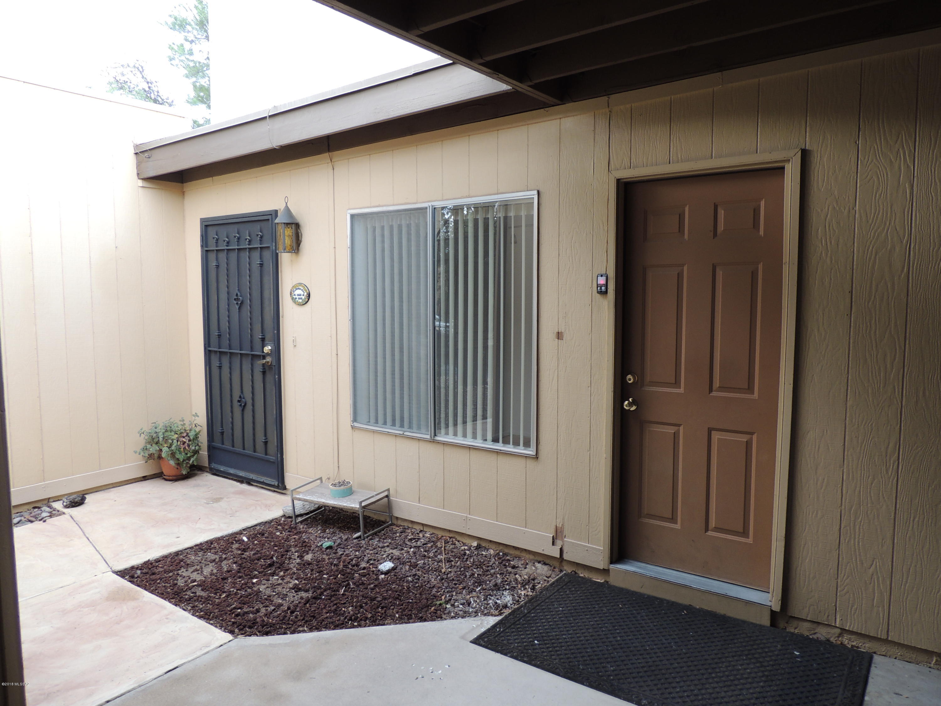 Pantano Townhomes (1-118) - Residential