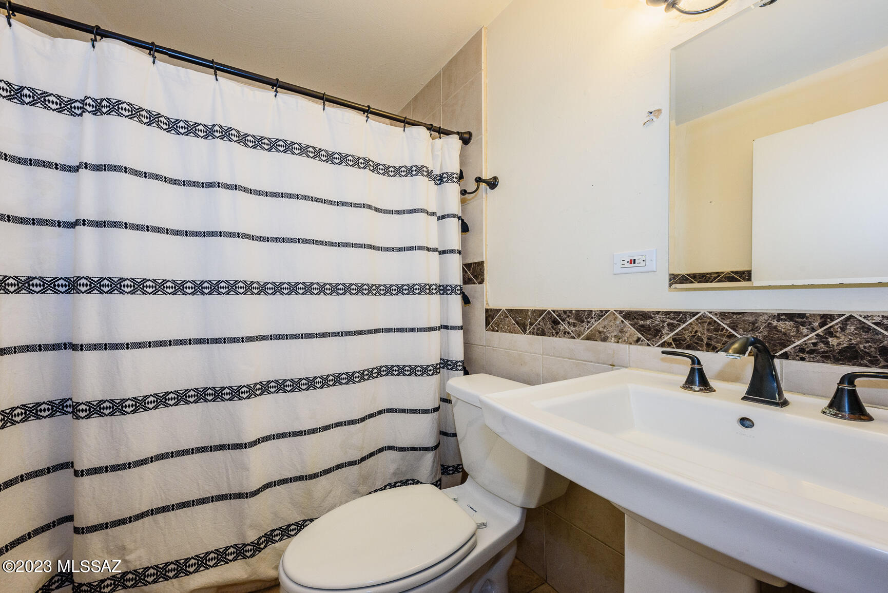 Drexel Terrace NO. 2, Lot 106 Resub. (1-46) - Residential