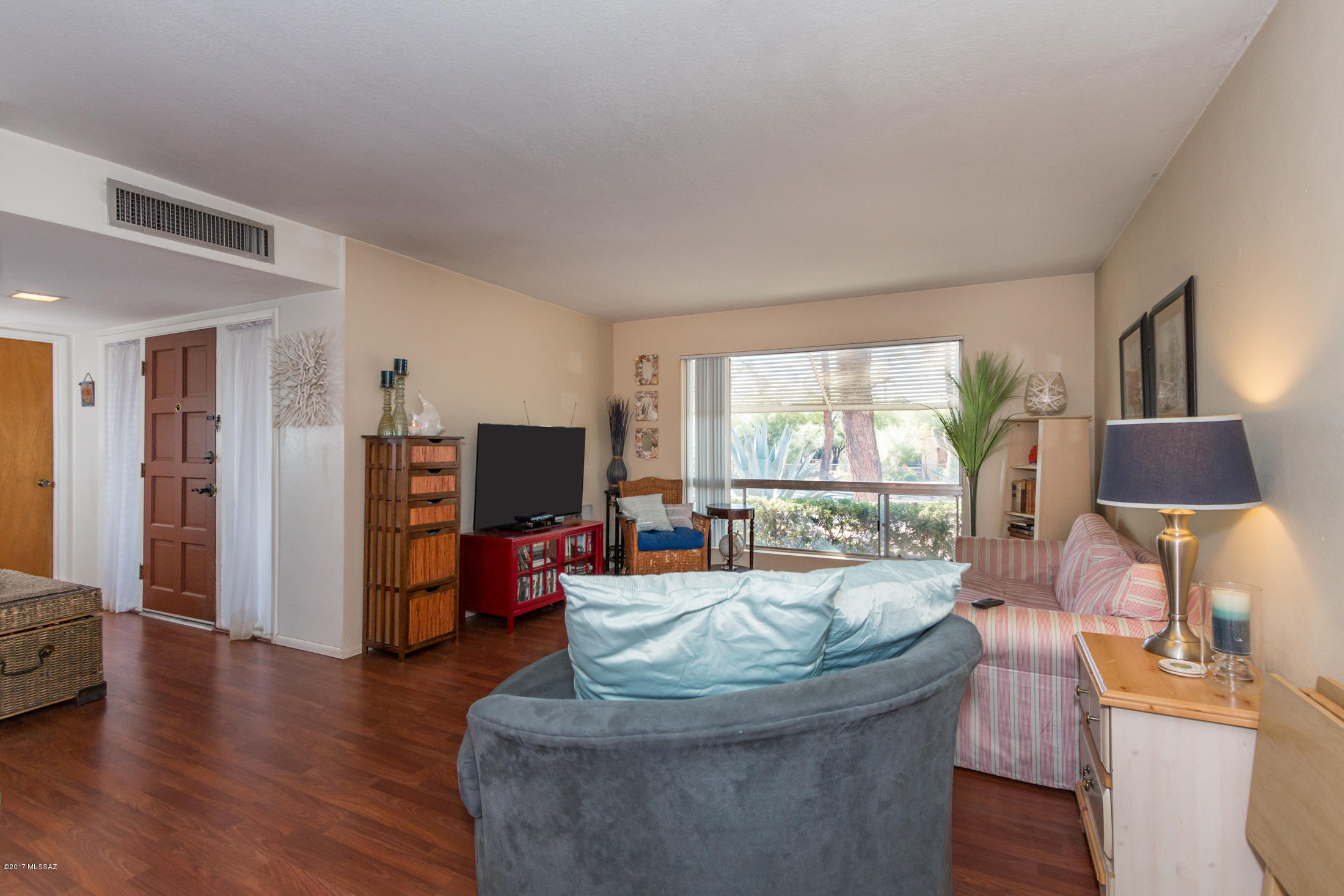 Las Solanas Blk 1 (1-49) - Residential