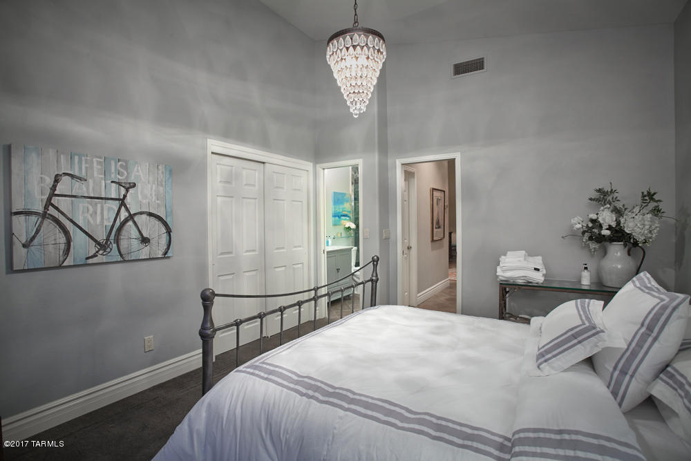 Ventana Canyon Golf Villas - Residential