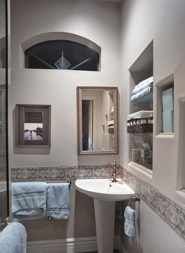 Ventana Canyon Golf Villas - Residential