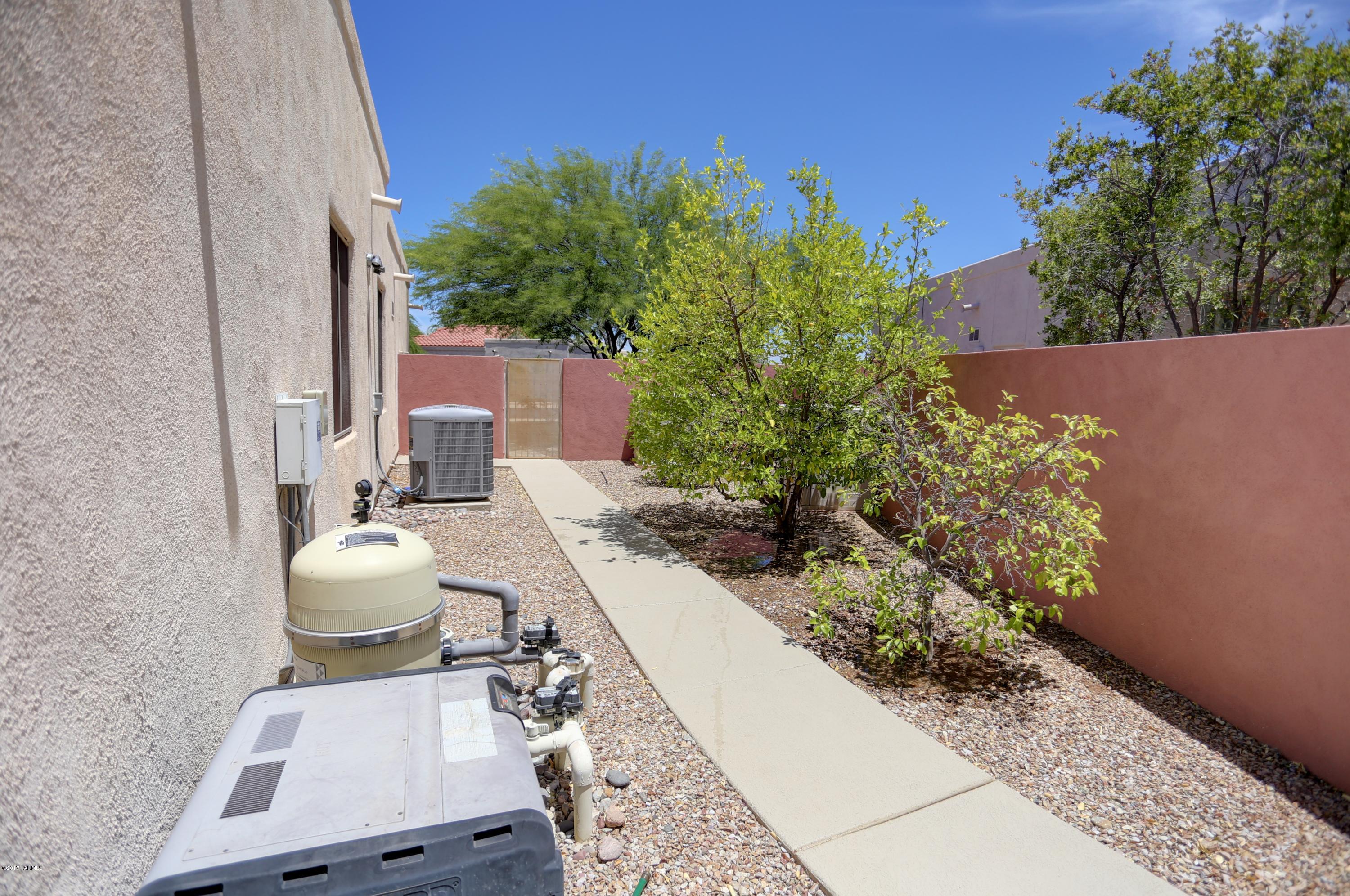 Monterra Knolls (1-169) - Residential