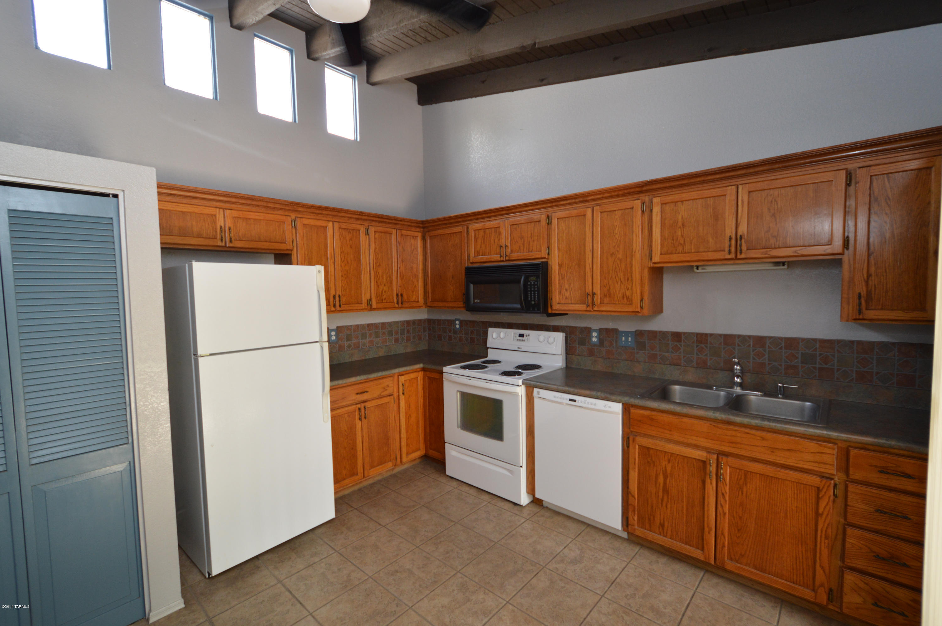 Beverly Fair Garden Townhomes (1-12) - Residential Lease